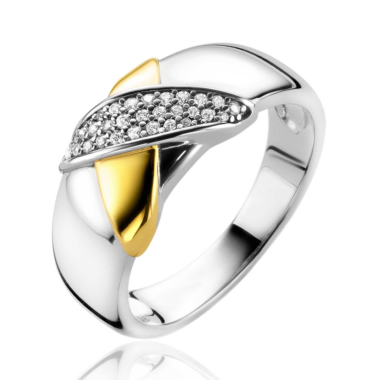 ZINZI zilveren bicolor ring met cross-over design. Één baan is sierlijk bezet met witte zirconia's en één baan is glad 14K geel verguld. Maak je look compleet met de bijpassende hanger en de luxe oorringen! Vervaardigd van eerste gehalte zilver (925) en voorzien van een extra rodiumlaag voor een langdurige glans.