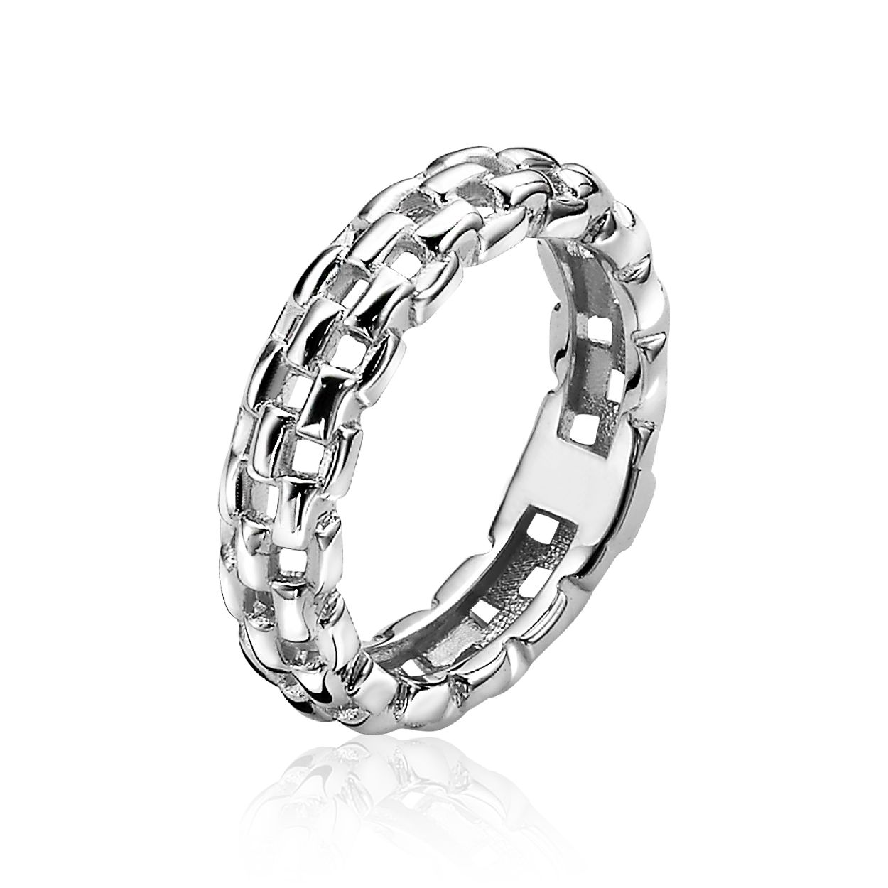 ZINZI CHAIN zilveren ring met rondom geheel zilveren fantasie schakel. Een eigentijdse driebaans schakel. Breedte van schakel is 5,5mm. Aan één zijde van de ring is sierlijk Zinzi verwerkt in plaatje, ook opvallend naar voren te dragen. De ring is vervaardigd van eerste gehalte zilver (925) en voorzien van een extra rodium laag voor een langdurige glans.
