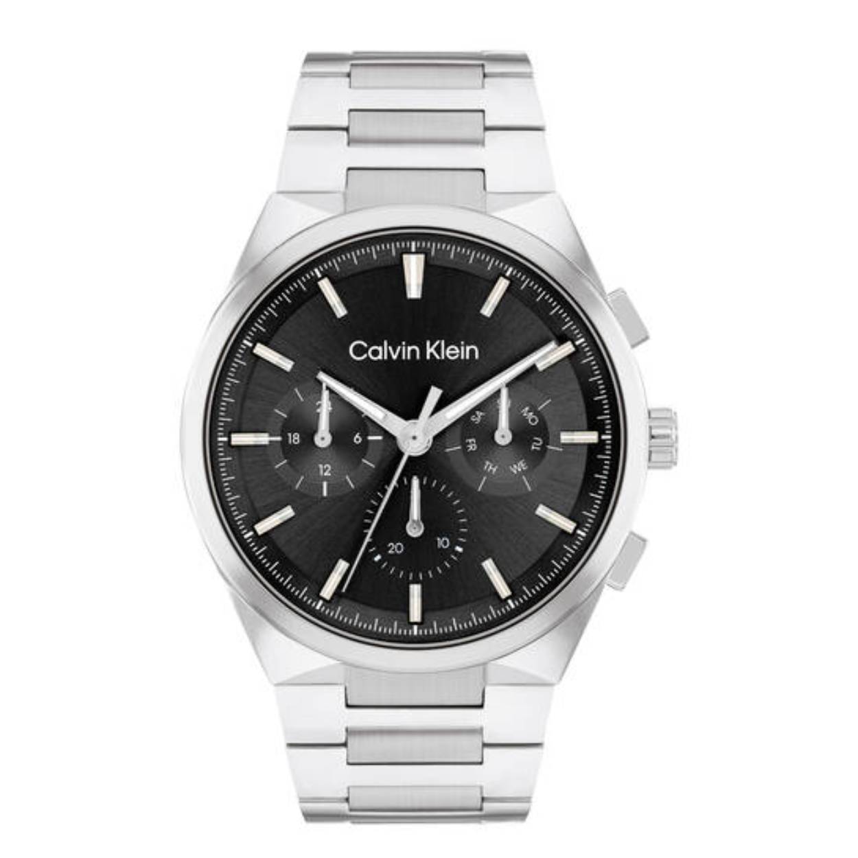 Dit Calvin Klein horloge behoort tot de Distinguish collectie.
Referentienummer: 25200459

Dit stoere Calvin Klein horloge heeft een stalen kast en band. Op de zwarte wijzerplaat zijn de tijd, dag en datum goed afleesbaar door de zilveren accenten. De wijzerplaat wordt afgeschermd door mineraalglas. Dit horloge past bij zowel een casual outfit, als een net pak. 