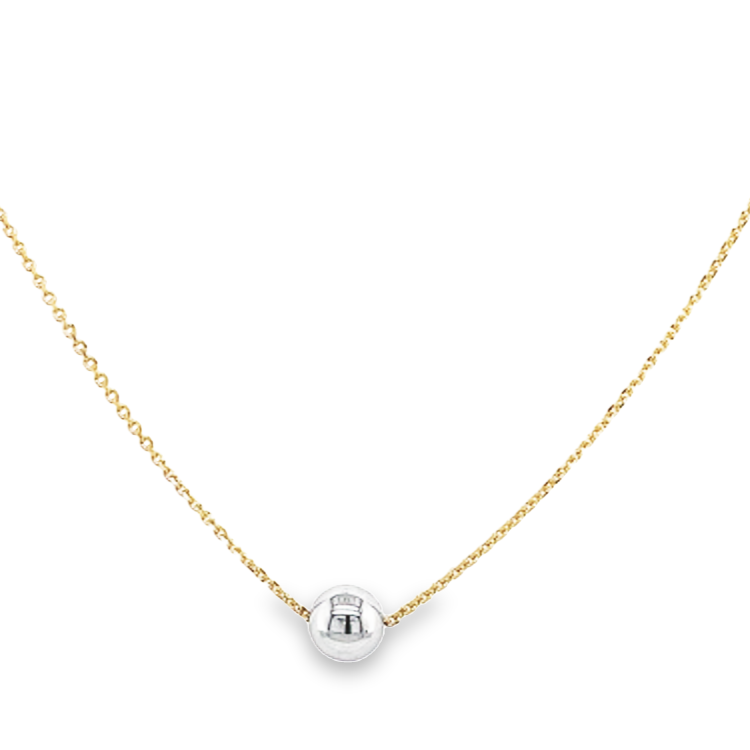 Dit 14-karaats geel gouden ankerschakel collier is onwijs leuk! Om het kettinkje heen zit een witgouden bolletje. Dit kettinkje heeft een fijne uitstraling en is ontzettend stijlvol. Het collier is verstelbaar van 42cm tot 45cm.