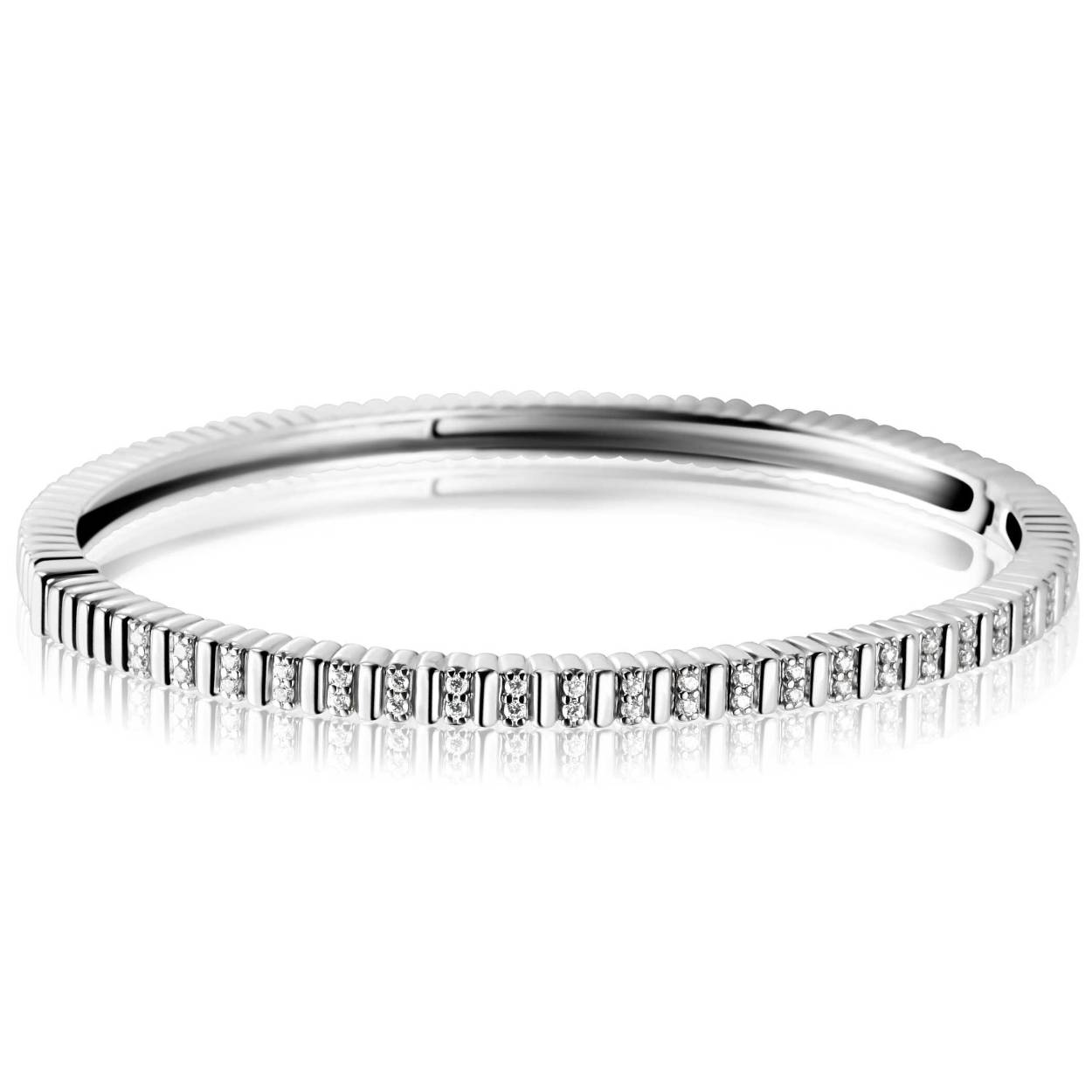 ZINZI zilveren bangle armband 4mm breed, bezet met witte zirkonia's 60mm ZIA2686