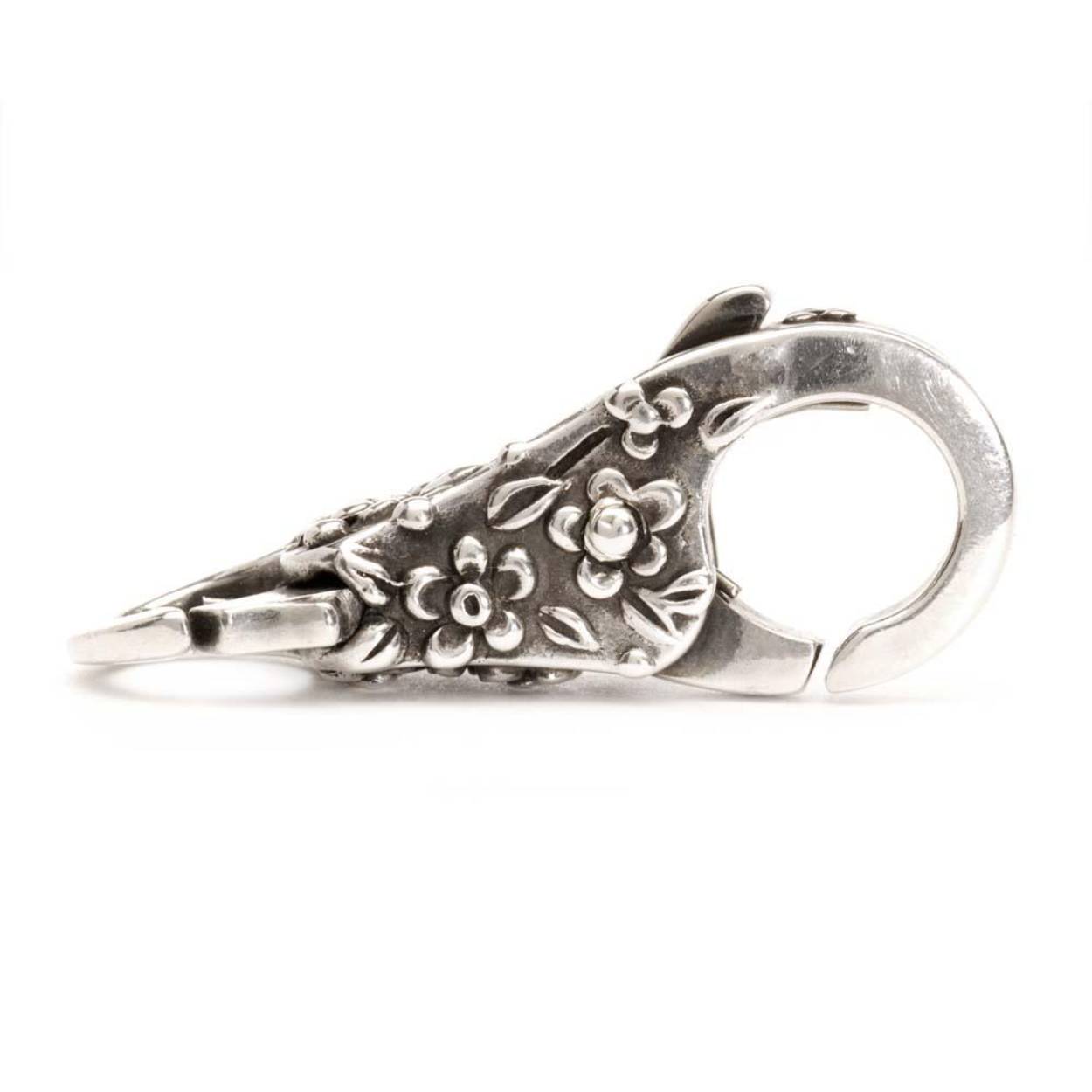 Zilveren Trollbeads slot Vergeet-me-niet. Een klein bloempje, dat door haar naam alles al zegt.
