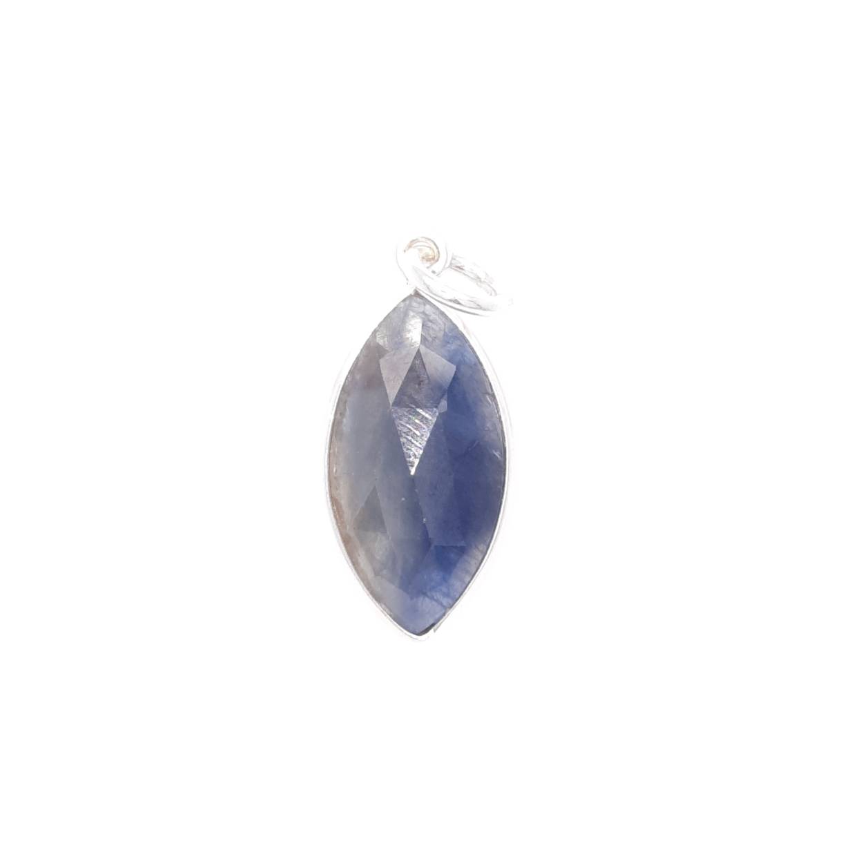 pendant met navette saffier