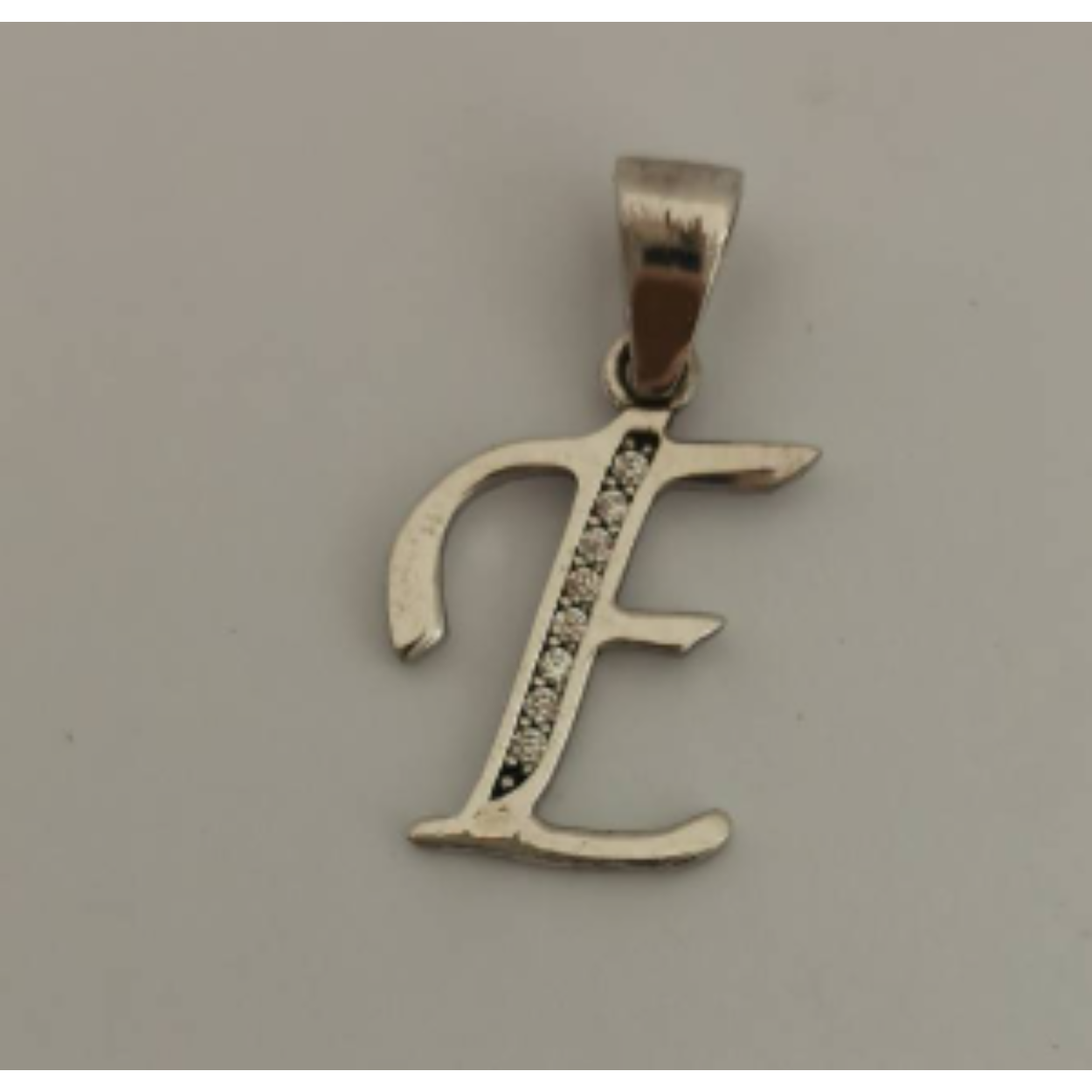 Zilveren hanger letter E zirkonia
