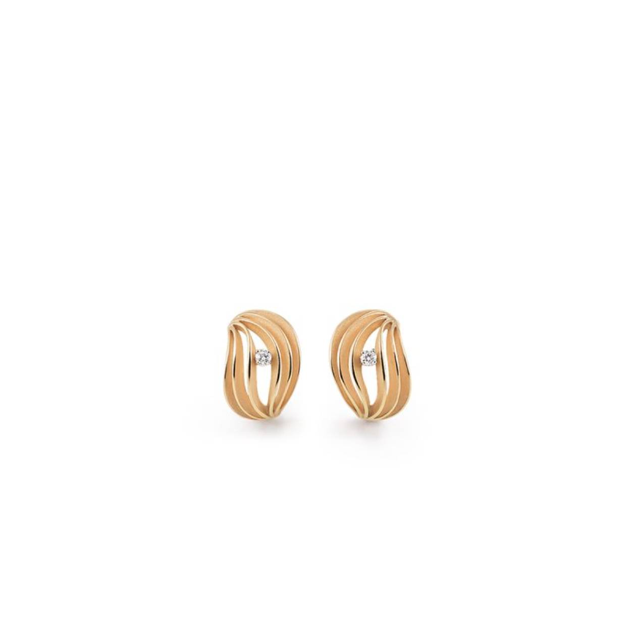 Velaa Star Series Earrings, 18Kt Orange Apricot Gold with Diamonds

Dia ct. 0.12