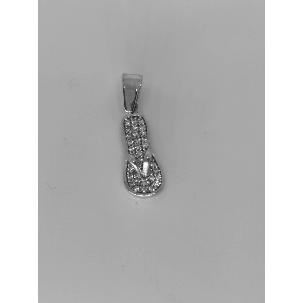 Zilveren hanger slipper bezet met zirkonia's