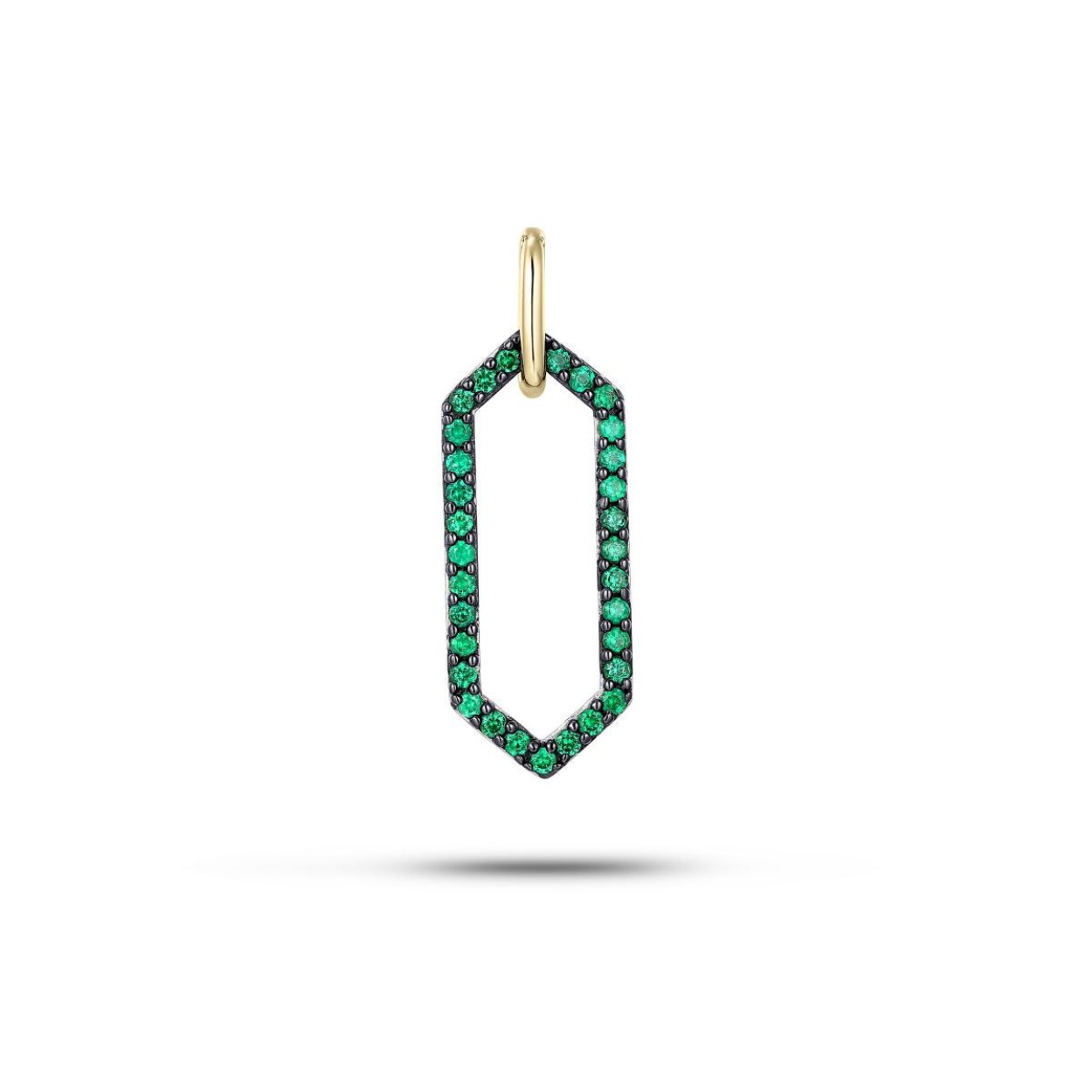 Hanger uit de Dashing Details collectie van Gisser Jewels gemaakt van Geel Goud Verguld Zilver. De lengte x breedte is 26 x 9 mm.