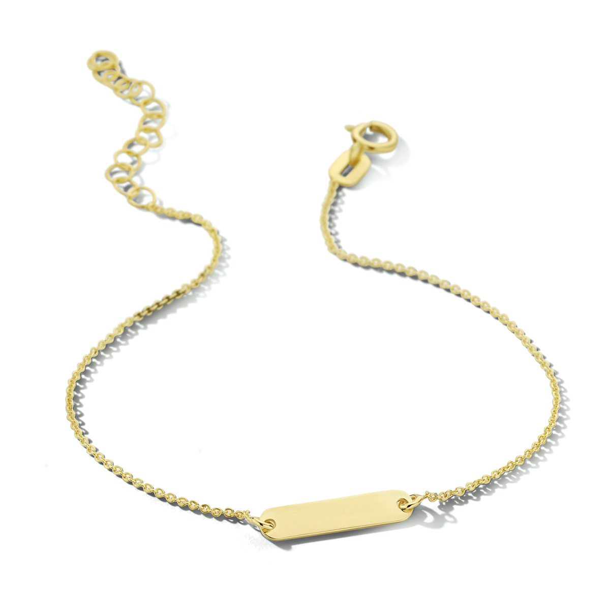 14k Geelgouden graveerarmband. De armband heeft een draaglengte van 16cm en een extensie van 3cm.