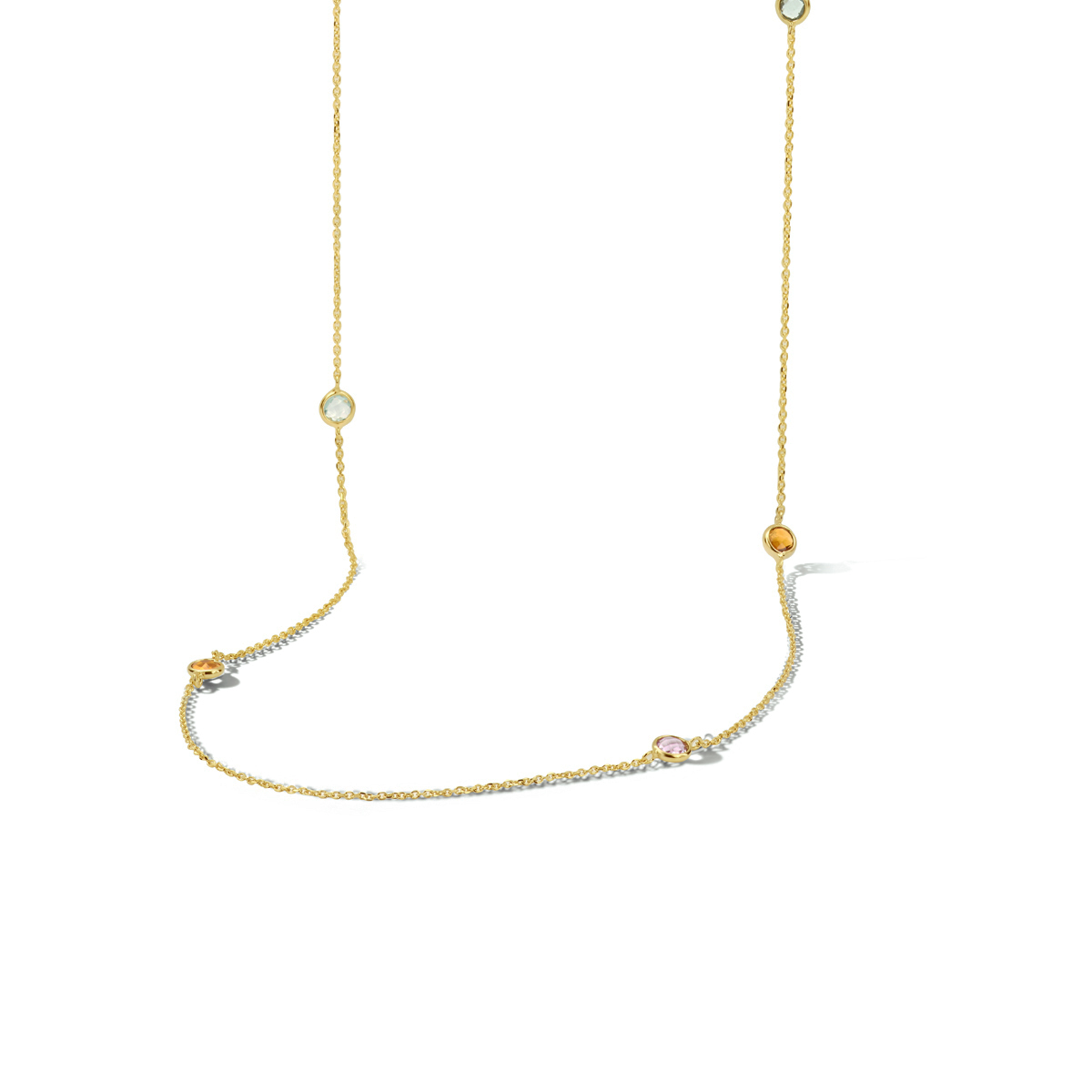 14-karaats geelgouden collier uitgevoerd met edelstenen (peridot, blauw topaas, citrien en amethist) en een karabijn sluiting. Het collier heeft een draaglengte van 90 cm.