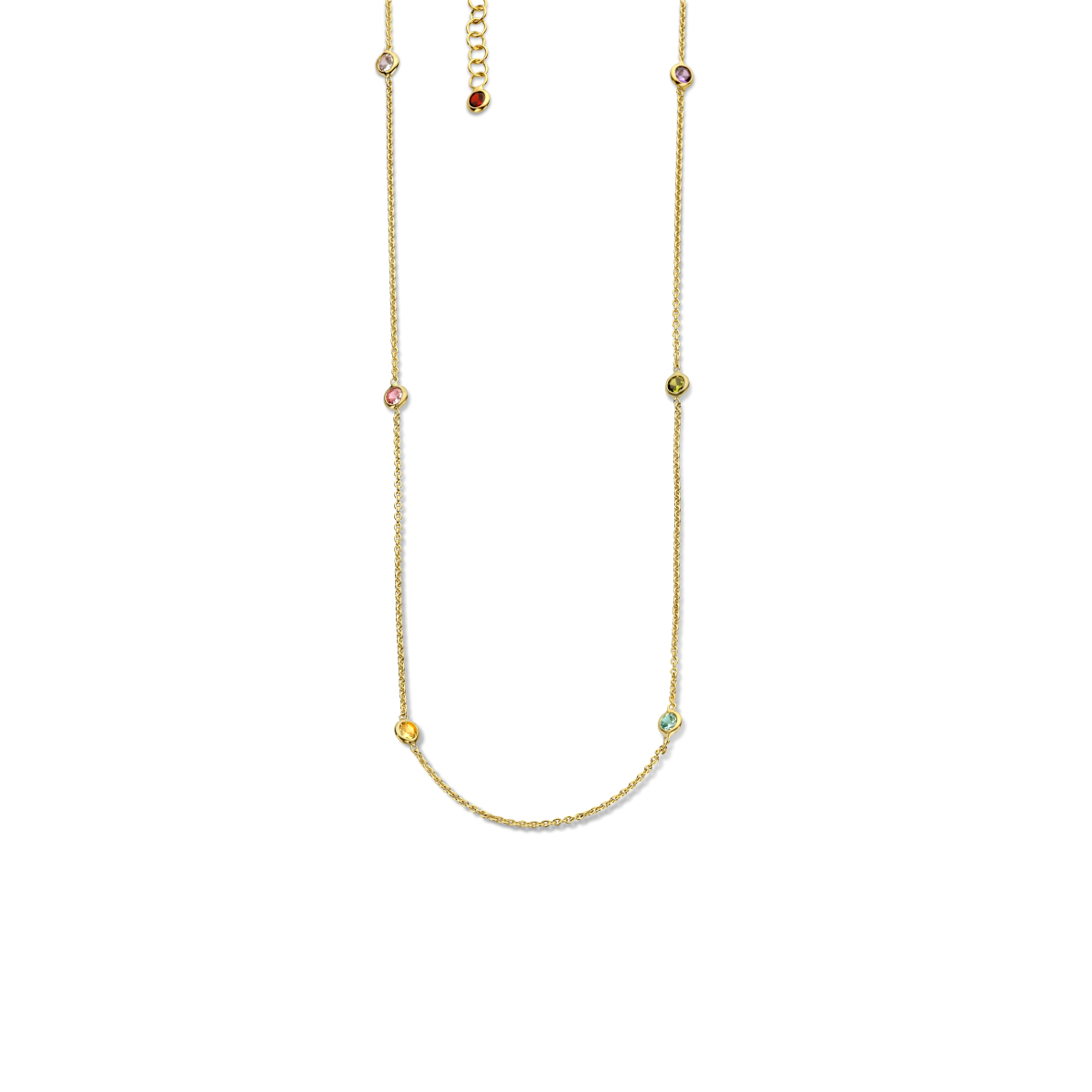 Geelgoud op 925 zilveren collier uitgevoerd met een karabijn sluiting. Het collier heeft een draaglengte van 40cm en een extensie van 4cm. Geen garantie op plating.