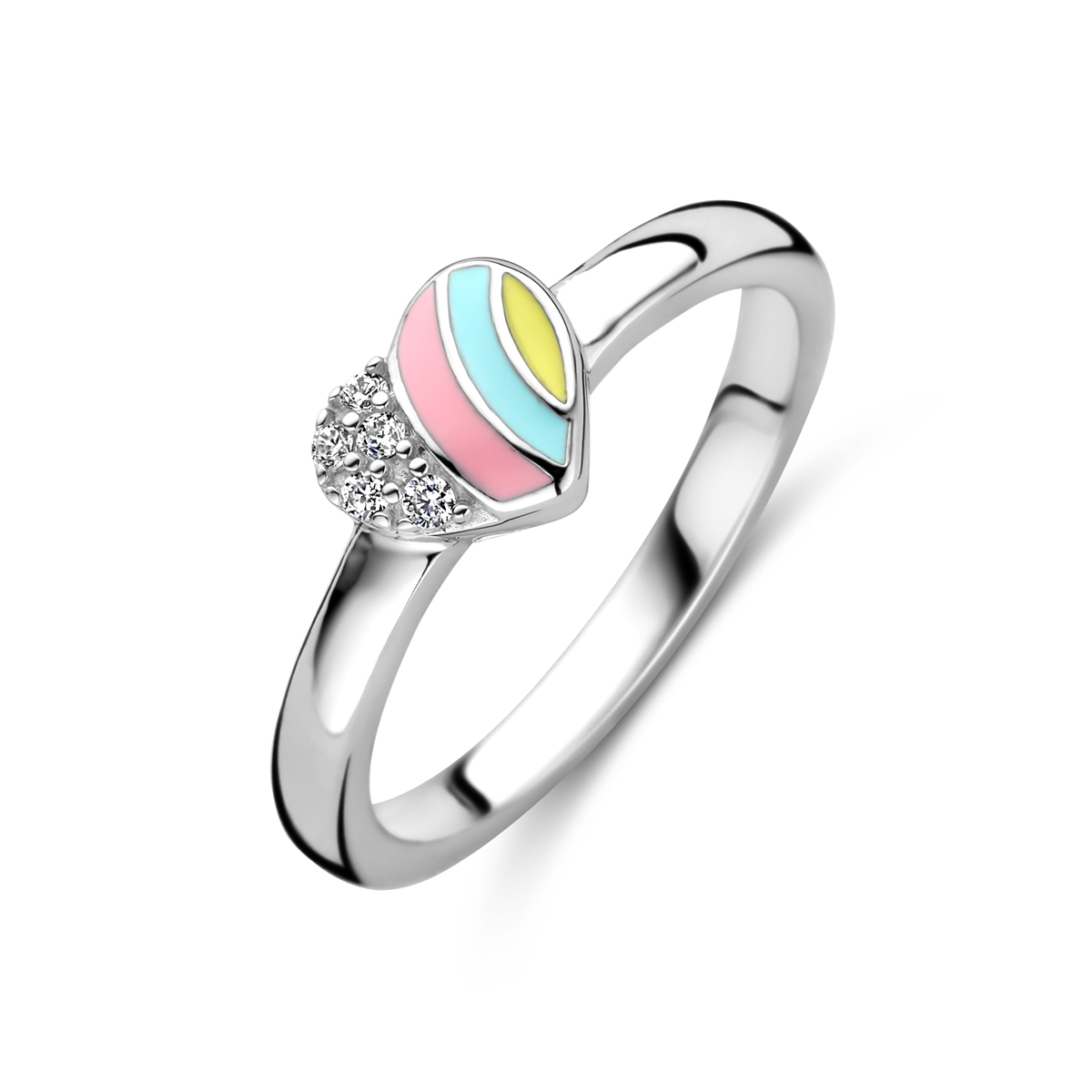 Gerhodineerd 925 zilveren ring uitgevoerd met een hart en zirkonia. De ring heeft een afmeting van 5.5x6mm.