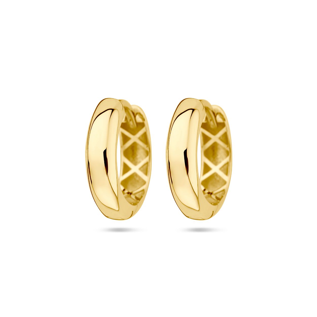 14k Geelgouden klapoorringen. De oorringen hebben een diameter van 14.5mm.