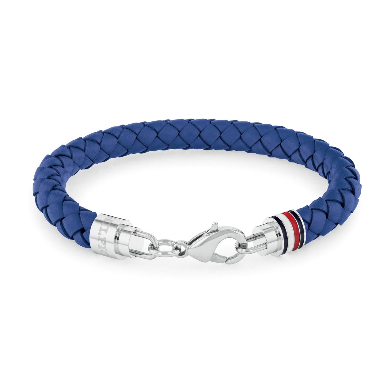 Tommy Hilfiger Jewels TJ2790548 Armband Heren Leer 19cm
Deze armband van Tommy Hilfiger uit de jewelry serie met nr: TJ2790585 is een stijlvol model. De blauwe gevlochten leren heren armband heeft een fijne karabijnsluiting met daarop het Tommy logo. De armband heeft een lengte van 19cm. Ook leuk te combineren met andere armbanden en sieraden van Tommy Hilfiger.

Het merk:
Tommy Hilfiger is wereldwijd één van de grootste designer lifestyle merken en is internationaal bekend om haar classic American cool stijl. De sieraden zijn voor dames en heren met een eigen stijl, die niet bang zijn om dit aan de wereld te laten zien.

Specificaties:
- Artikelnr: TJ2790548
- Blauwe gevlochten armband
- Materiaal: Leer
- Lengte 19cm
- Heren sieraad