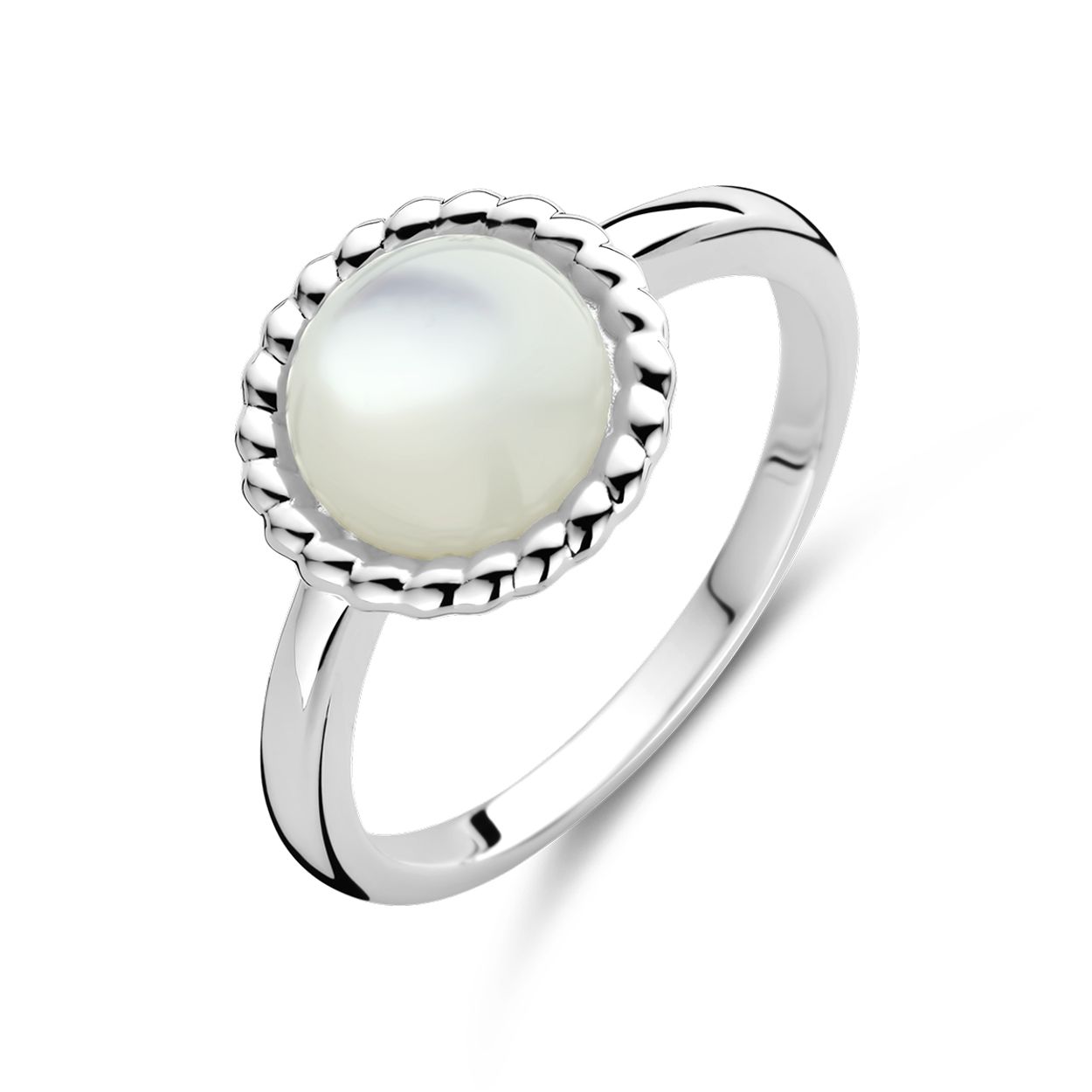 Gerhodineerd 925 zilveren ring uitgevoerd met parelmoer. De ring heeft een breedte van 11mm.
