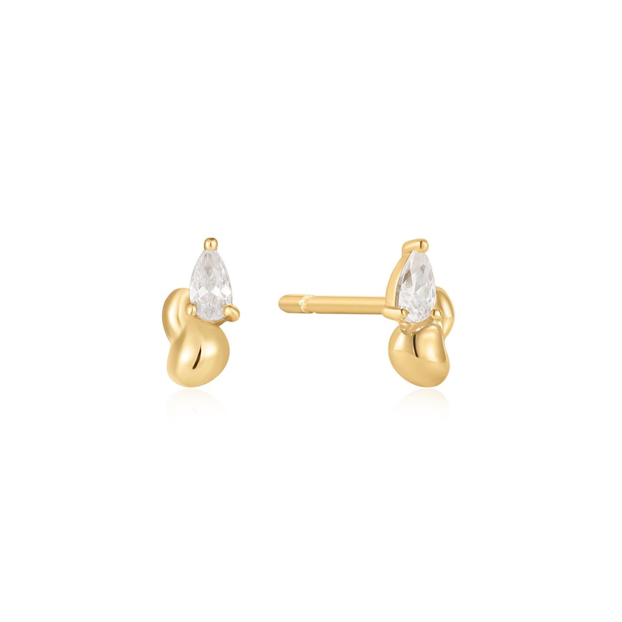 AH E050-02G Taking Shape
Een trendy kijk op klassieke oorknopjes, deze unieke oorknopjes combineren grof gedraaid zilver met peervormige zirkonia voor een sprankelende aanvulling op je dagelijkse sieradencollectie. Deze chique oorknopjes zijn gemaakt van zilver en verguld met 14kt goud en zijn de ultieme manier om een ​​minimalistische look naar een hoger niveau te tillen. Draag gewoon op zichzelf, of combineer met meerdere andere sieraden van Ania Haie. 

HET MERK
Geïnspireerd door de laatste fashion trends is Ania Haie het toonaangevende sieradenmerk voor hoogkwalitatieve maar ook betaalbare zilveren sieraden, zonder op de kwaliteit in te leveren. Iedere collectie is gebaseerd op de laatste catwalktrends, waardoor Ania Haie snel tot hét sieradenmerk voor stijlbewuste consumenten is verkozen. Elk sieraad wordt ontworpen om te combineren met andere sieraden waardoor je je eigen look kunt creëren. Maar ook zijn Ania Haie sieraden opvallend genoeg om op zichzelf te dragen. 

SPECIFICATIES
- Gold Twisted Wave Stud Earring 
- Oorknoppen
- 925 zilver met gold plating
- Zirkonia
- AH E050-02G