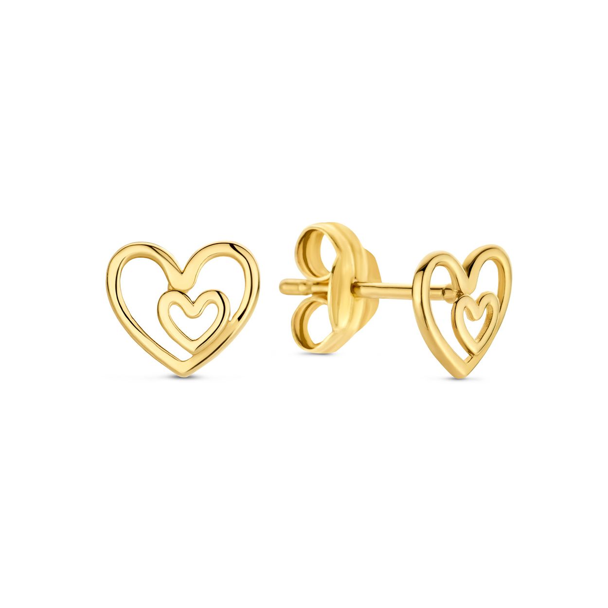 I Heart London Studs
Love is in the air met deze 14K gouden I Heart London Studs oorstekers. De oorsteker is in de vorm van een hart waarin zich een kleiner hart bevind. Een liefdevol model die perfect op het oor sluit. Goed te combineren met de andere sieraden van Jackie voor een trendy look!

Treasures of London
Londen is de stad van biscuits and tea, rode dubbeldekkers en telefooncellen, zwarte taxi’s en natuurlijk de iconische bezienswaardigheden zoals Big Ben, Tower Bridge en Buckingham Palace. De bruisende metropool aan de oevers van de Theems is de inspiratie geweest voor Jackie’s nieuwste 14 karaat gouden sieradencollectie. Tijdens haar reis naar London heeft Jackie genoten van geschiedenis, cultuur en tradities. Dit vind je terug in de nieuwe collectie ‘Treasures of London’! 

Specificaties
- Oorstekers
- Materiaal: 14 Karaat - Geelgoud - 585
- Hartvorm
- Artikelnummer: JKE23.358