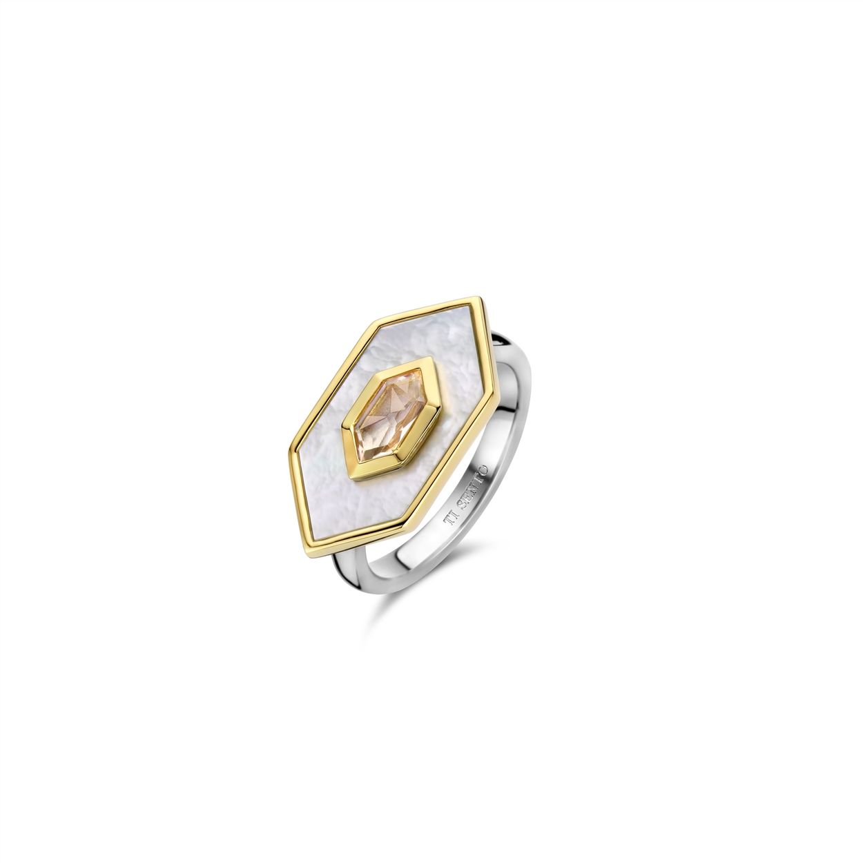 Dit is een ring van het merk Ti Sento Milano.