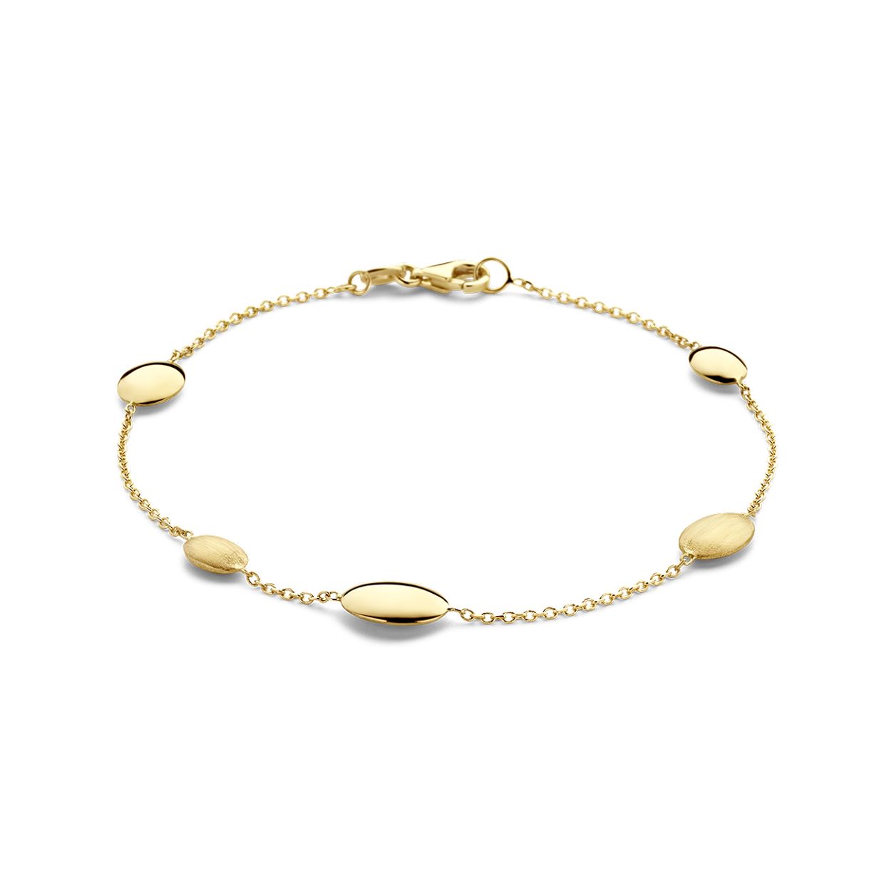 14 Karaat Geelgouden armband met ovaalvormige elementen. De armband heeft een draaglengte van 19cm. De schakelbreedte is 1.1mm. Uitgevoerd met een karabijn sluiting.