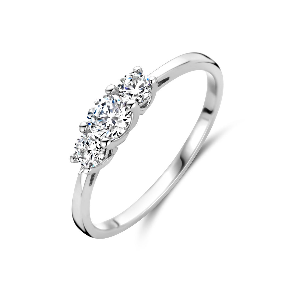 Gerhodineerd 925 zilveren ring uitgevoerd met zirkonia.