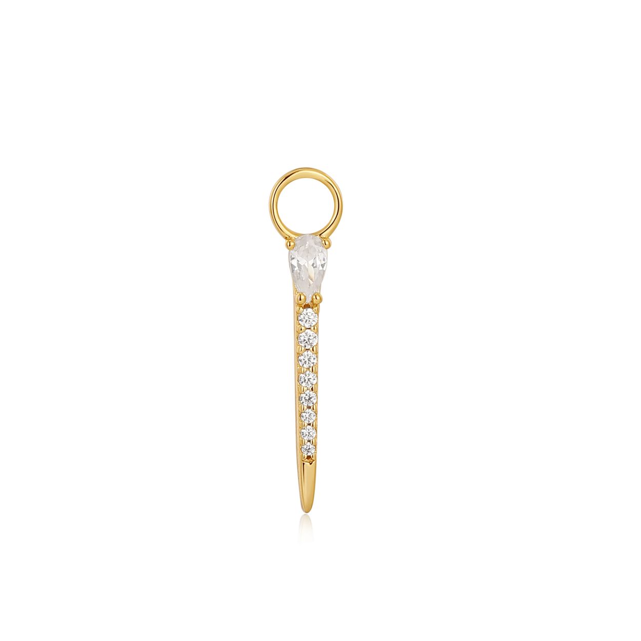 Productbeschrijving 
Geef je oorringen een upgrade met deze prachtige staafvormige oorbedel. De bedel is gemaakt van 925 sterling zilver met 14 karaat gouden plating. Schuif eenvoudig de bedel over je favoriete oorringen.

Het Merk
Geïnspireerd door de laatste fashion trends is Ania Haie het toonaangevende sieradenmerk voor hoogkwalitatieve maar ook betaalbare zilveren sieraden, zonder op de kwaliteit in te leveren. Iedere collectie is gebaseerd op de laatste catwalktrends, waardoor Ania Haie snel tot hét sieradenmerk voor stijlbewuste consumenten is verkozen. Elk sieraad wordt ontworpen om te combineren met andere sieraden waardoor je je eigen look kunt creëren. Maar ook zijn Ania Haie sieraden opvallend genoeg om op zichzelf te dragen.

How It All Started
Met een passie voor kwalitatieve sieraden met stijl én het besef dat de mode bewuste vrouw niet wil inleveren op kwaliteit is Ania Haie geboren. De Ania Haie oprichters zagen later dat de moderne vrouw van vandaag graag sieraden combineert en layered om haar individualiteit te omarmen, de kans werd aangegrepen en de droom werd werkelijkheid.

Volg ons ook op social media
Wil jij op de hoogte blijven van nieuwe collecties, toffe combinaties en de laatste sieraden trends? Hou ons dan ook in de gaten op social media. Daarnaast inspireren wij jou dagelijks met verschillende looks en mix & match combinaties! Deel gerust jouw eigen unieke Ania Haie look door de hashtag #aniahaiexme te gebruiken. Wie weet wordt jouw look gerepost op één van onze kanalen!
Je kunt ons volgen op Facebook en Instagram.