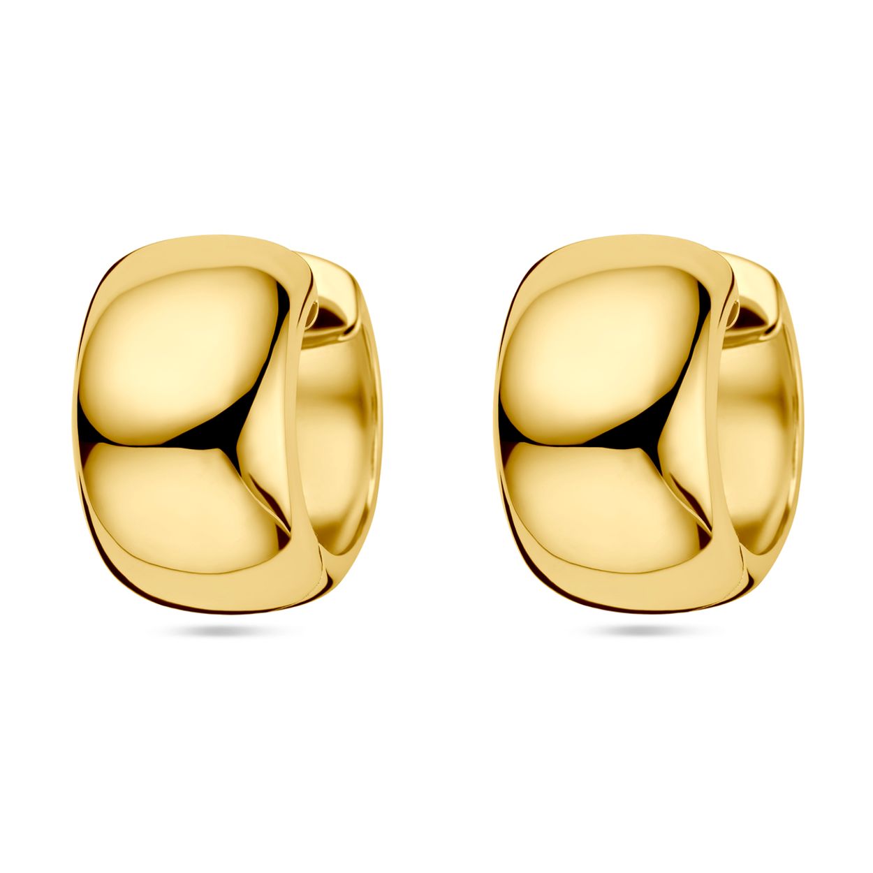 Geelgoud op 925 zilveren klapoorringen met een afmeting van 19.5x12mm. Geen garantie op de plating.