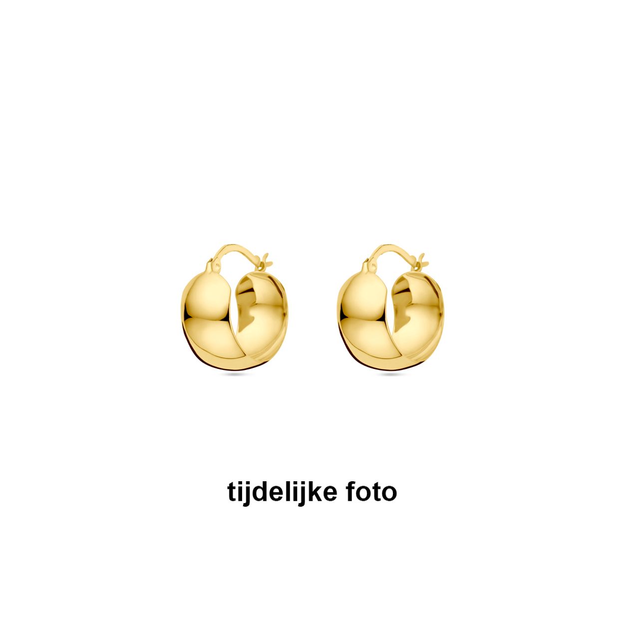 Geelgouden oorringen met een breedte van 8.5mm.
