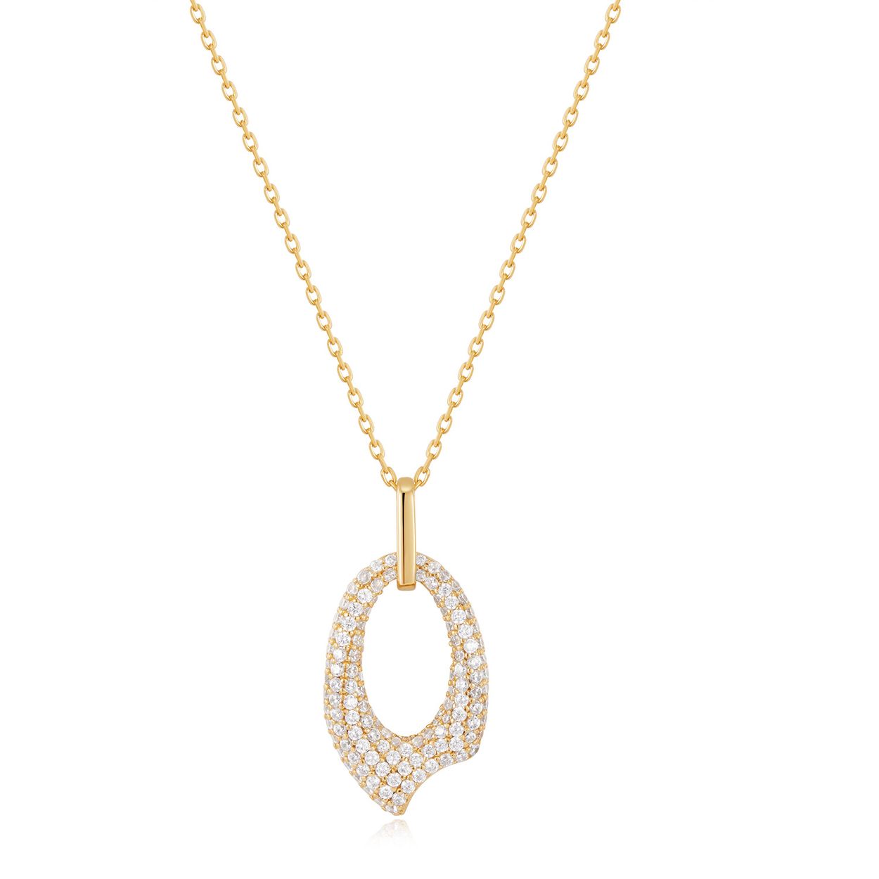 
Elegantie met een randje: deze opvallende pavé hanger, gemaakt van 14kt verguld sterling zilver, is een exclusieve keuze dit seizoen. De sprankelende ronde open hanger is aan een goudkleurige ketting bevestigd en dient als het perfecte solo-statementstuk of als middelpunt van een layering kettinglook. Met een extra verlengstuk bij de sluiting is de ketting in lengte verstelbaar( 45-50cm) , voor de perfecte pasvorm. Style de jouwe met de andere sieraden van Ania Haie. Voor elke vrouw de perfecte chique look. 


