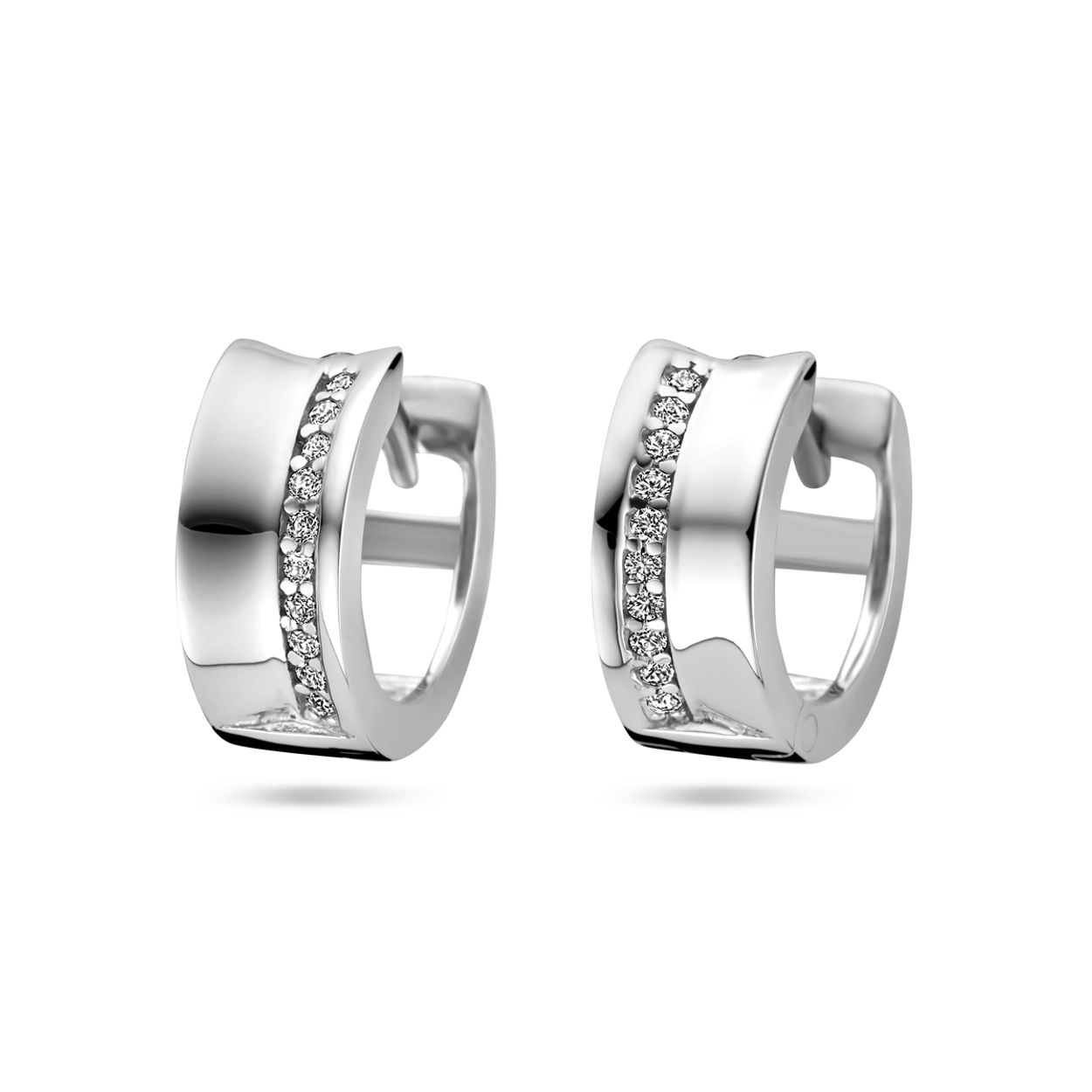 Gerhodineerd 925 zilveren klapoorringen uitgevoerd met zirkonia. De klapoorringen hebben een afmeting van 13x6mm.