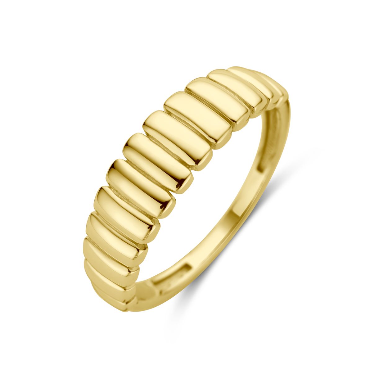 14k Geelgouden ring met een breedte van 5.5mm.