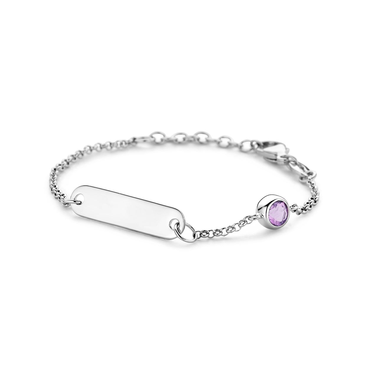Gerhodineerd 925 zilveren graveerarmband uitgevoerd met een geboortesteen. De armband heeft een draaglengte van 11cm met 2cm extensie. De schakelbreedte is 1.5mm. De graveerplaat heeft een afmeting van 5x20mm en een dikte van 0.6mm.