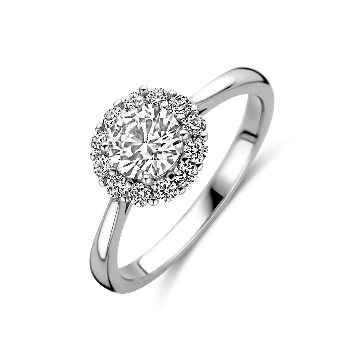 Gerhodineerd 925 zilveren ring uitgevoerd met zirkonia. De ring heeft een breedte van 8.5mm.