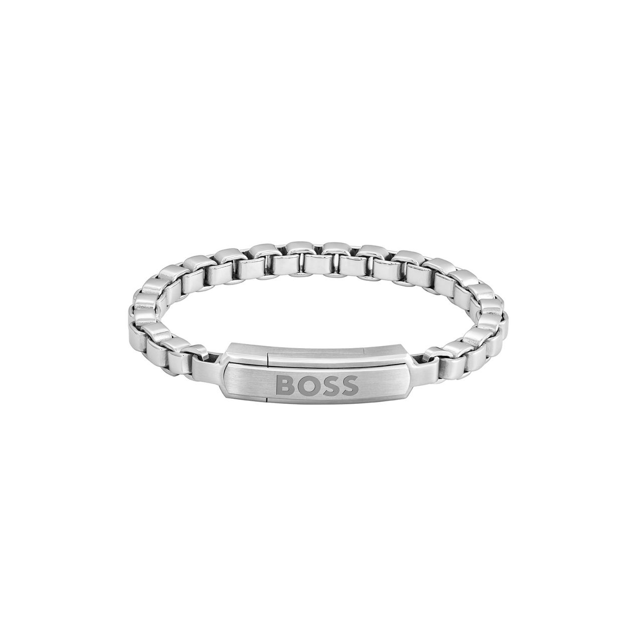 BOSS JEWELS HBJ1580596M DEVON Mannen Armband 19cm
Deze armband van BOSS uit de DEVON serie met artikelnr. HBJ1580596M is een stoer sieraad voor de echte BOSS klant. De stalen schakelarmband heeft venetiaanse schakels en sluit met een magneetsluiting. In het midden van de armband zit een gematteerde plaat met daarop het BOSS logo, die mooi opvalt in het geheel. De armband heeft een lengte van 19cm en is goed te combineren met andere sieraden van BOSS. 

Het merk:
HUGO BOSS is afgestemd op levensstijlen waar het gaat om kwaliteit en precisie. Het wereldwijde fashionlabel is verdeeld in twee merken: BOSS en HUGO. Het merk BOSS biedt geavanceerde, moderne horloges gericht op kwaliteit en design om een onberispelijke look te creëren – of het nu zakelijk, casual of sportief is. Ontdek de nieuwe horlogecollectie die bewijst dat details echt het verschil maken.

Specificaties:
- Artikelnr: HBJ1580596M
- Schakelarmband
- Materiaal: Staal
- Lengte: 19cm