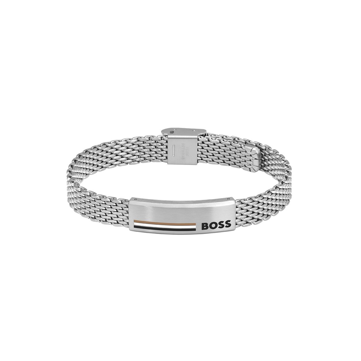 BOSS JEWELS HBJ1580611 ALEN Mannen Armband Verstelbaar
Deze armband van BOSS uit de ALEN serie met artikelnr. HBJ1580611 is een stoer sieraad voor de echte BOSS klant. De zilverkleurige stalen armband heeft een milanese schakel en een zilverkleurige plaat in het midden met daarop het BOSS logo gegraveerd, die mooi opvalt in het geheel. De heren armband heeft een verstelbare klapsluiting en is dus op meerdere lengtes te dragen. De totale lengte is 20cm. De armband is goed te combineren met andere sieraden van BOSS. 

Het merk:
HUGO BOSS is afgestemd op levensstijlen waar het gaat om kwaliteit en precisie. Het wereldwijde fashionlabel is verdeeld in twee merken: BOSS en HUGO. Het merk BOSS biedt geavanceerde, moderne horloges gericht op kwaliteit en design om een onberispelijke look te creëren – of het nu zakelijk, casual of sportief is. Ontdek de nieuwe horlogecollectie die bewijst dat details echt het verschil maken.

Specificaties:
- Artikelnr: HBJ1580611
- Milanese plaat armband
- Materiaal: Staal
- Lengte: verstelbaar: max 20cm