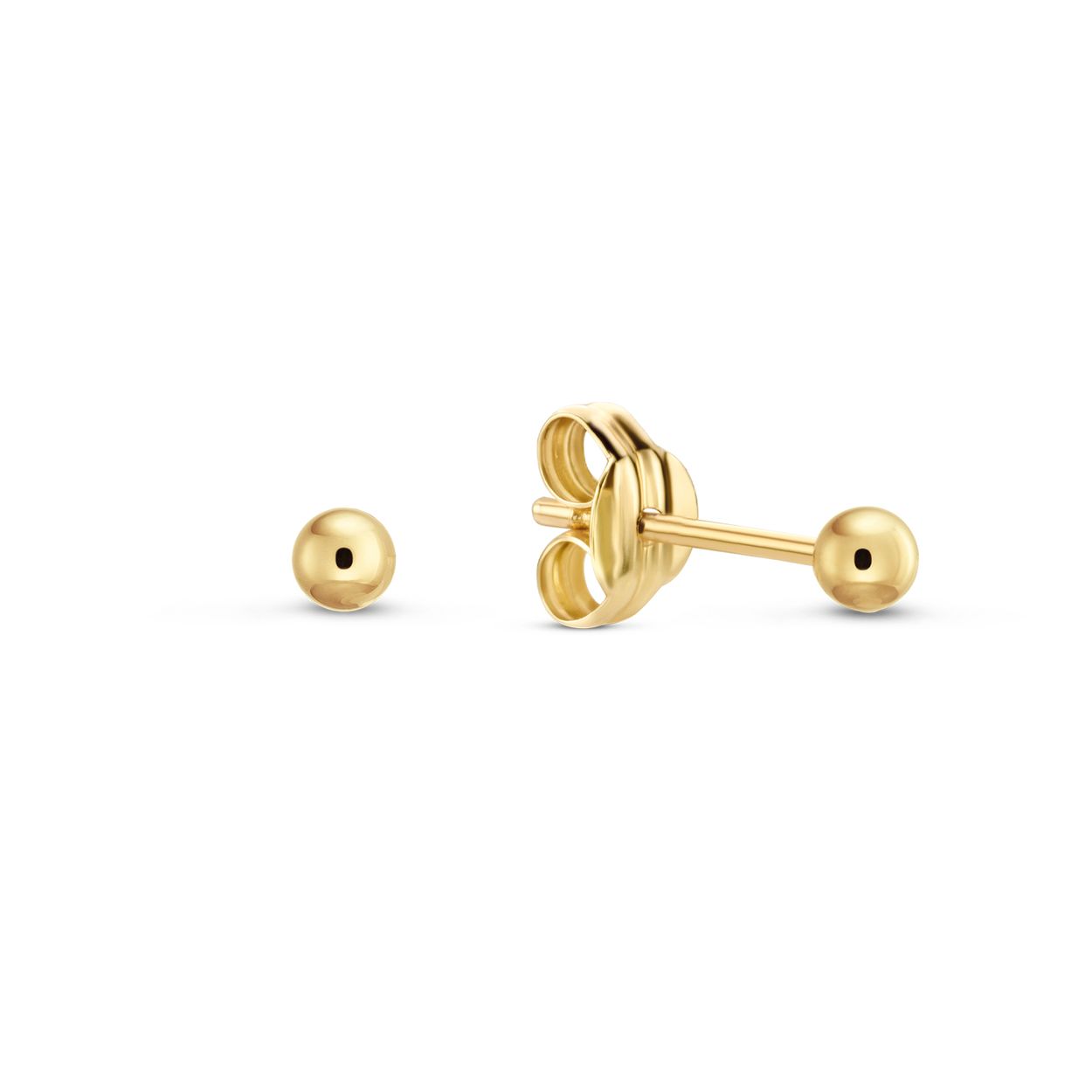 De 14 karaat gouden Ball studs van 2 mm kan je gemakkelijk combineren met andere Jackie oorbellen. Ga voor de ultieme earparty!

Tropical Paradise
Dat Jackie van reizen houdt is geen geheim. Voor haar 14 karaat gouden sieradencollectie heeft zij zich deze keer laten inspireren door de tropen.
Haar Tropical Paradise collectie biedt een mix van elegantie en avontuur. Voel de zon schijnen waar je ook bent!

Weelderige jungles, azuurblauwe oceanen en de schittering van de zon op witte zandstranden: de ontwerpen met edelstenen zijn een weerspiegeling van Jackie’s mooiste herinneringen. Of het een dag op kantoor is of een avondje uit, deze sieraden voegen een vleugje exotische allure toe aan elke gelegenheid.

Het merk
Jackie is hét 14 karaat gouden on trend sieradenmerk. De collecties zijn geïnspireerd op de reizen die ik maak, van stedentrips tot exotische oorden. Elk gouden sieraad is helemaal van nu, handgemaakt door Europese goudsmeden en vervaardigd van overwegend gerecycled goud met echte edelstenen en zoetwaterparels. Elke collectie is dan ook met veel liefde en passie samengesteld. Mijn Jackie sieraden zijn de perfecte finishing touch voor iedere outfit!

Specificaties
- Oorsieraad
- Materiaal: 14 Karaat - Geelgoud - 585
- Bol studs
- Ø 2mm