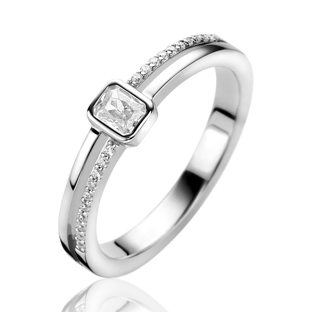 Zinzi zilveren ring met rechthoekige kastzetting van 5mm en mooie multilook uitstraling door de twee banen. Bezet met witte zirconia's. 
