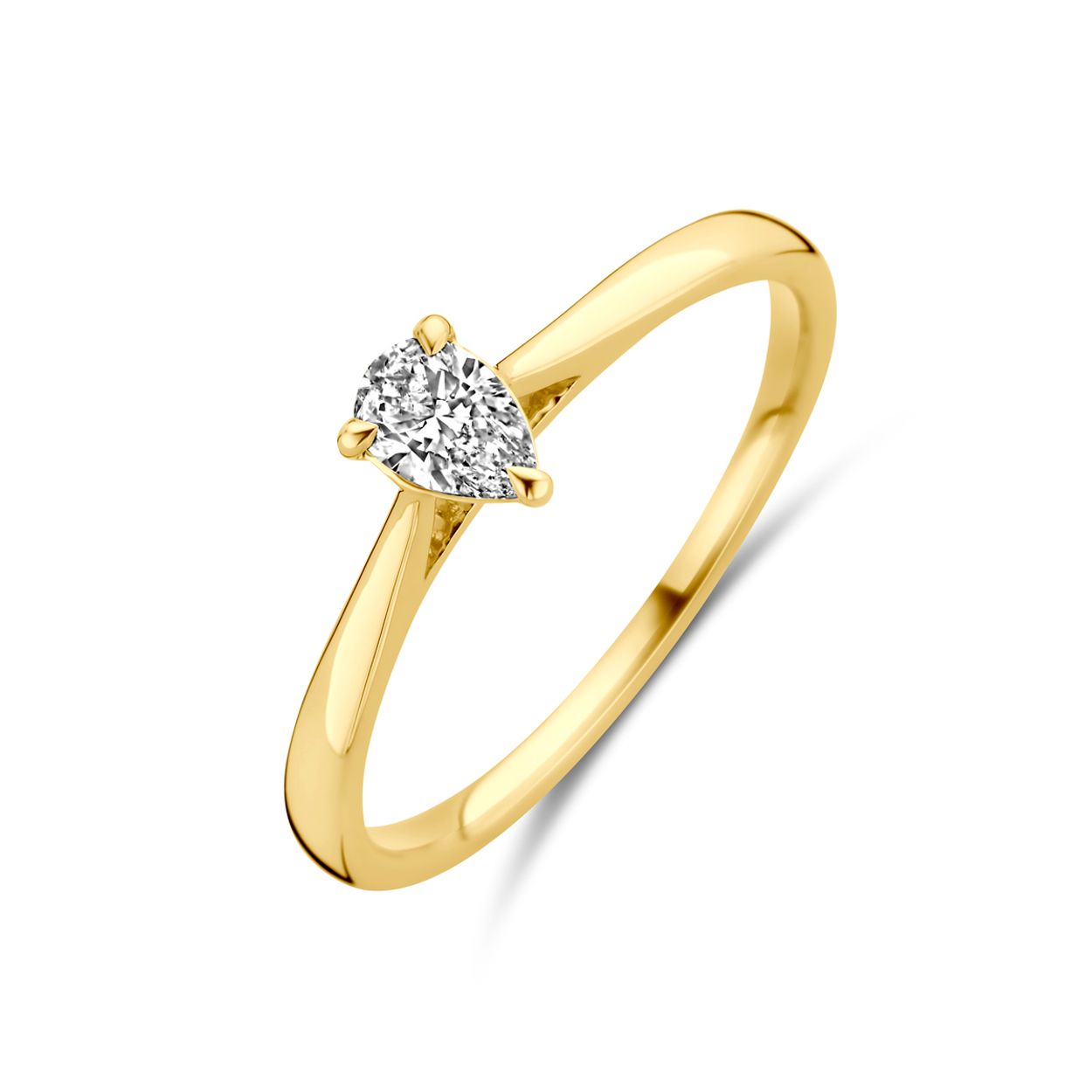 14k Geelgouden ring uitgevoerd met lab grown diamant. De ring heeft een afmeting van 5.5x4mm. De totale diamantgewicht is 0.25ct.