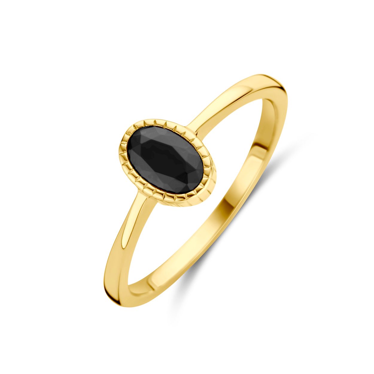 14k Geelgouden ring uitgevoerd met zwart zirkonia. De ring heeft een afmeting van 7x6mm.