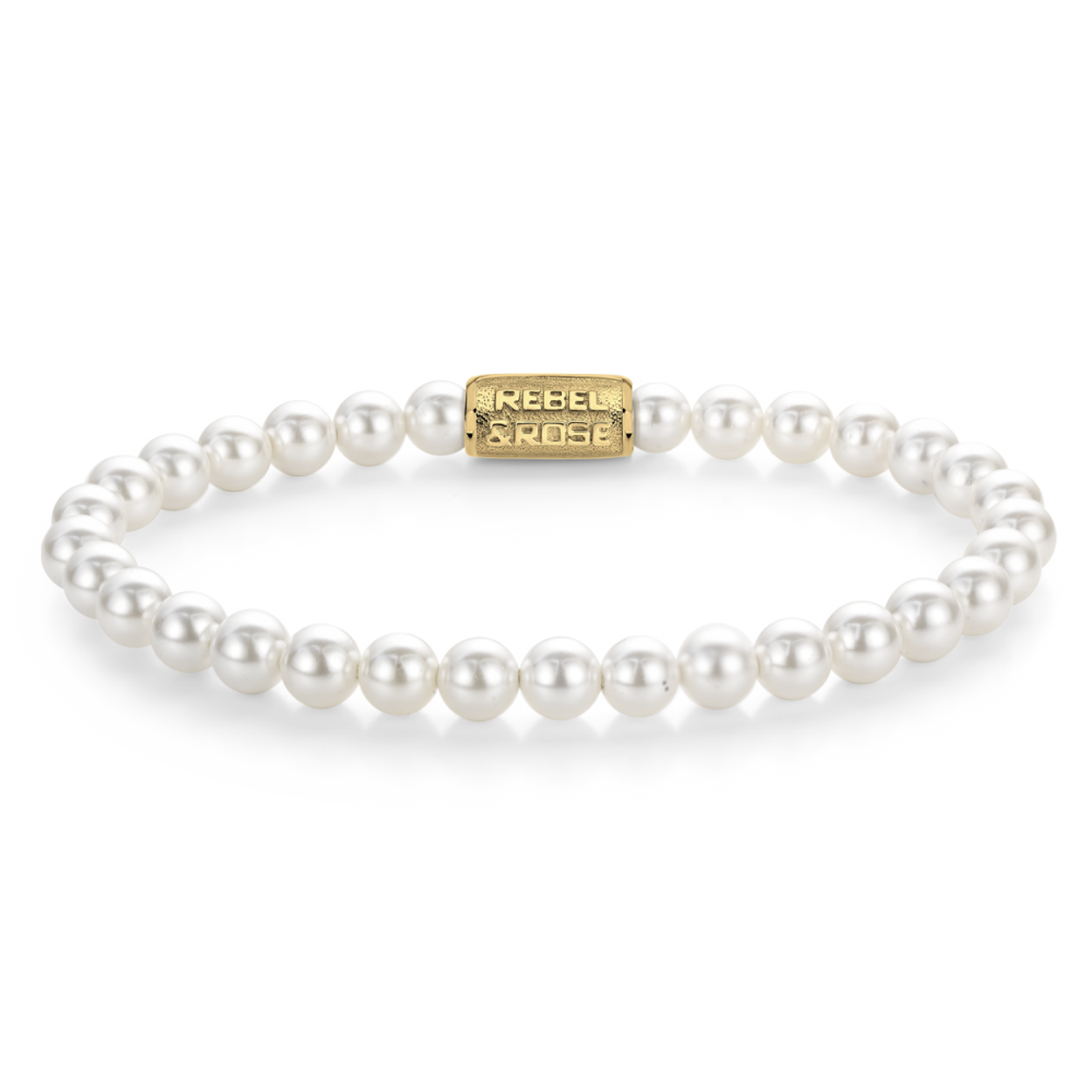 Armband van het merk Rebel & Rose. De armband heeft een hoogwaardige elastische stretch koord, met 6mm van Parels.