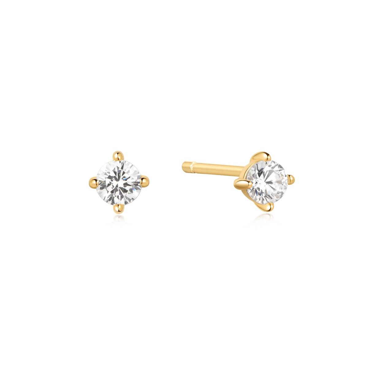AH E057-01G
Deze machtige, maar mini studs zijn ontworpen om de go-to eenvoudige, sprankelende toevoeging aan elke garderobe te zijn. Prachtig afgewerkt met een glinsterende zirkonia steen. Combineer ze met dikke knuffels voor een trendy, glamourlook met een strakke twist.

HET MERK
Geïnspireerd door de laatste fashion trends is Ania Haie het toonaangevende sieradenmerk voor hoogkwalitatieve maar ook betaalbare zilveren sieraden, zonder op de kwaliteit in te leveren. Iedere collectie is gebaseerd op de laatste catwalktrends, waardoor Ania Haie snel tot hét sieradenmerk voor stijlbewuste consumenten is verkozen. Elk sieraad wordt ontworpen om te combineren met andere sieraden waardoor je je eigen look kunt creëren. Maar ook zijn Ania Haie sieraden opvallend genoeg om op zichzelf te dragen.

SPECIFICATIES
- Ania Haie
- Oorsieraad
- 925 zilver met gold/ rhodium plating
- 4mm
- AH E057-01G