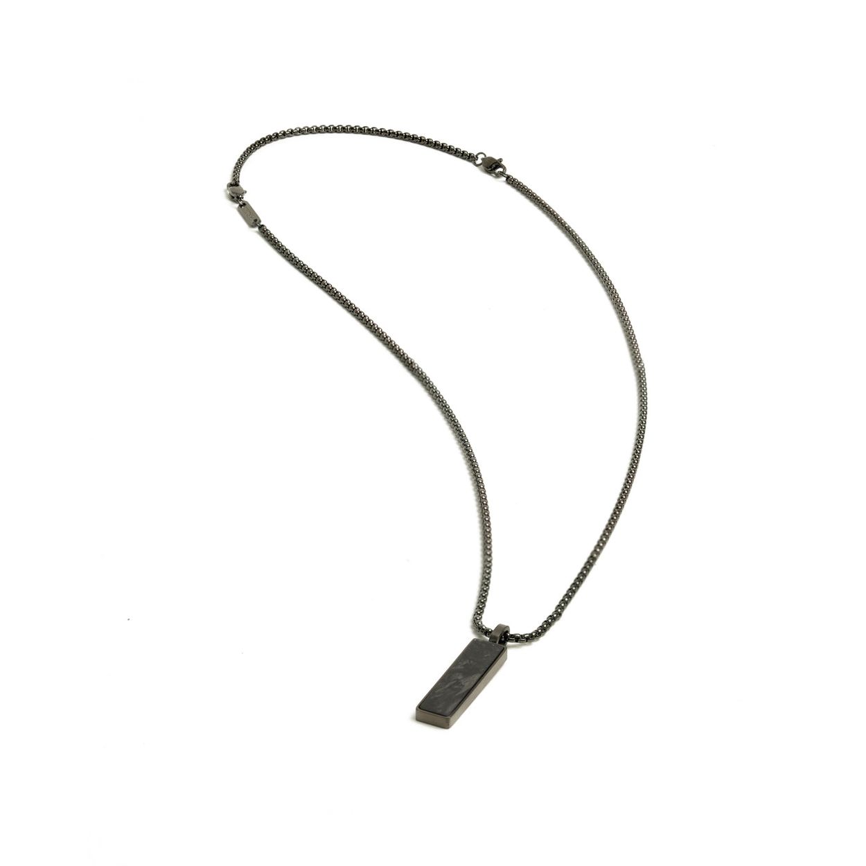 Galli Black halsketting van het merk Gemini.
De lengte is 45+10 cm.