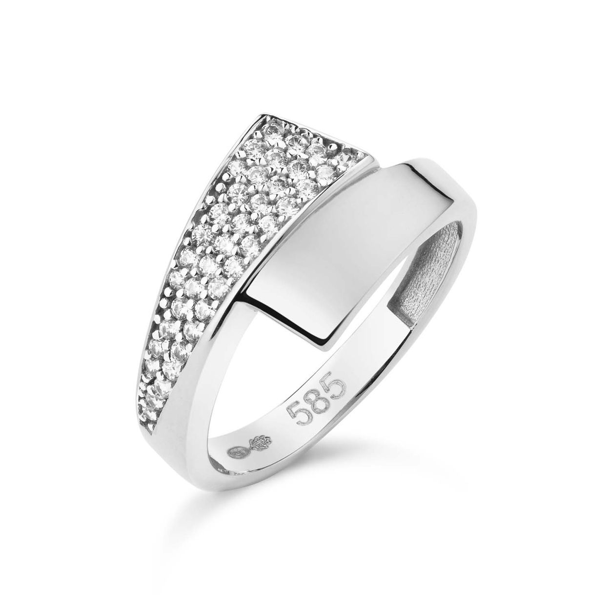 Dit is een ring van het merk GLOW