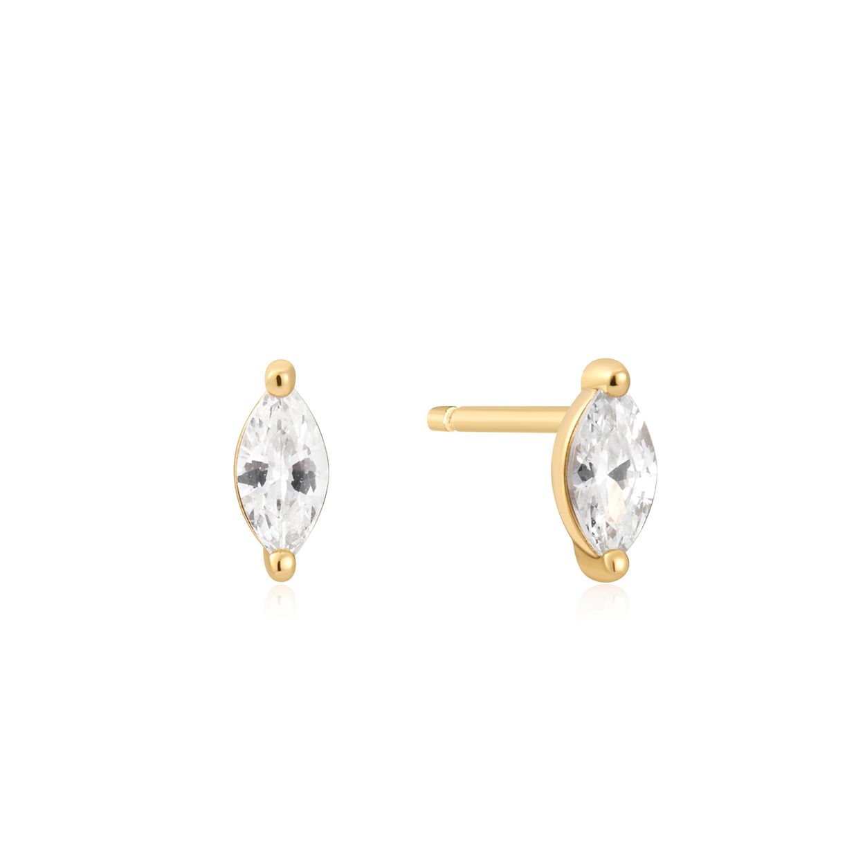Maak gebruik van onze marquise studs om je alledaagse looks te verbeteren. Afgewerkt met een zirkonia zijn deze gemakkelijk te stylen studs de perfecte stapelstukken voor elke gelegenheid.

HET MERK
Geïnspireerd door de laatste fashion trends is Ania Haie het toonaangevende sieradenmerk voor hoogkwalitatieve maar ook betaalbare zilveren sieraden, zonder op de kwaliteit in te leveren. Iedere collectie is gebaseerd op de laatste catwalktrends, waardoor Ania Haie snel tot hét sieradenmerk voor stijlbewuste consumenten is verkozen. Elk sieraad wordt ontworpen om te combineren met andere sieraden waardoor je je eigen look kunt creëren. Maar ook zijn Ania Haie sieraden opvallend genoeg om op zichzelf te dragen.

SPECIFICATIES
- Ania Haie
- Oorbellen
- Lengte 6mm
- 925 zilver met gold/ rhodium plating
- AH E059-02G