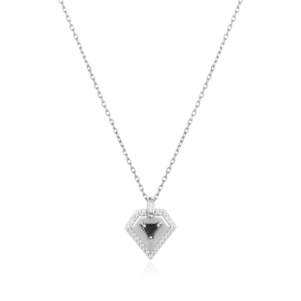 Verfraai je juwelengarderobe met onze unieke ketting. Met een hanger in de vorm van een diamant is ons sieraad versierd met kubieke zirkonia stenen met prachtig vakmanschap, statement genoeg om alleen te dragen of gestapeld met andere kettingen. 

HET MERK
Geïnspireerd door de laatste fashion trends is Ania Haie het toonaangevende sieradenmerk voor hoogkwalitatieve maar ook betaalbare zilveren sieraden, zonder op de kwaliteit in te leveren. Iedere collectie is gebaseerd op de laatste catwalktrends, waardoor Ania Haie snel tot hét sieradenmerk voor stijlbewuste consumenten is verkozen. Elk sieraad wordt ontworpen om te combineren met andere sieraden waardoor je je eigen look kunt creëren. Maar ook zijn Ania Haie sieraden opvallend genoeg om op zichzelf te dragen.

SPECIFICATIES
- Ania Haie
- Ketting
- Lengte 48cm
- 925 zilver met gold/ rhodium plating
- AH N059-05H