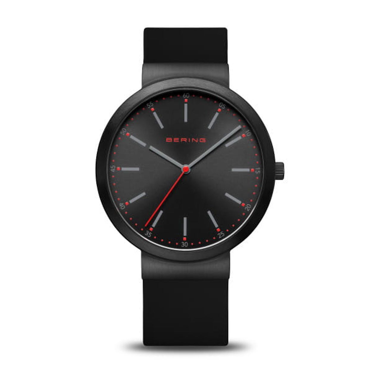  Klassiek, puristisch en toch spannend. Perfect stijlvol samen met contemporain  minimalisme. De CLASSIC-COLLECTIE is geïnspireerd op Deens design en staat voor unieke horloges die je dagelijkse stijl perfect accentueren.    Zeer hard kristalhelder en krasvast saffierglas zorgt dat de prachtige wijzerplaat duidelijk zichtbaar is. 