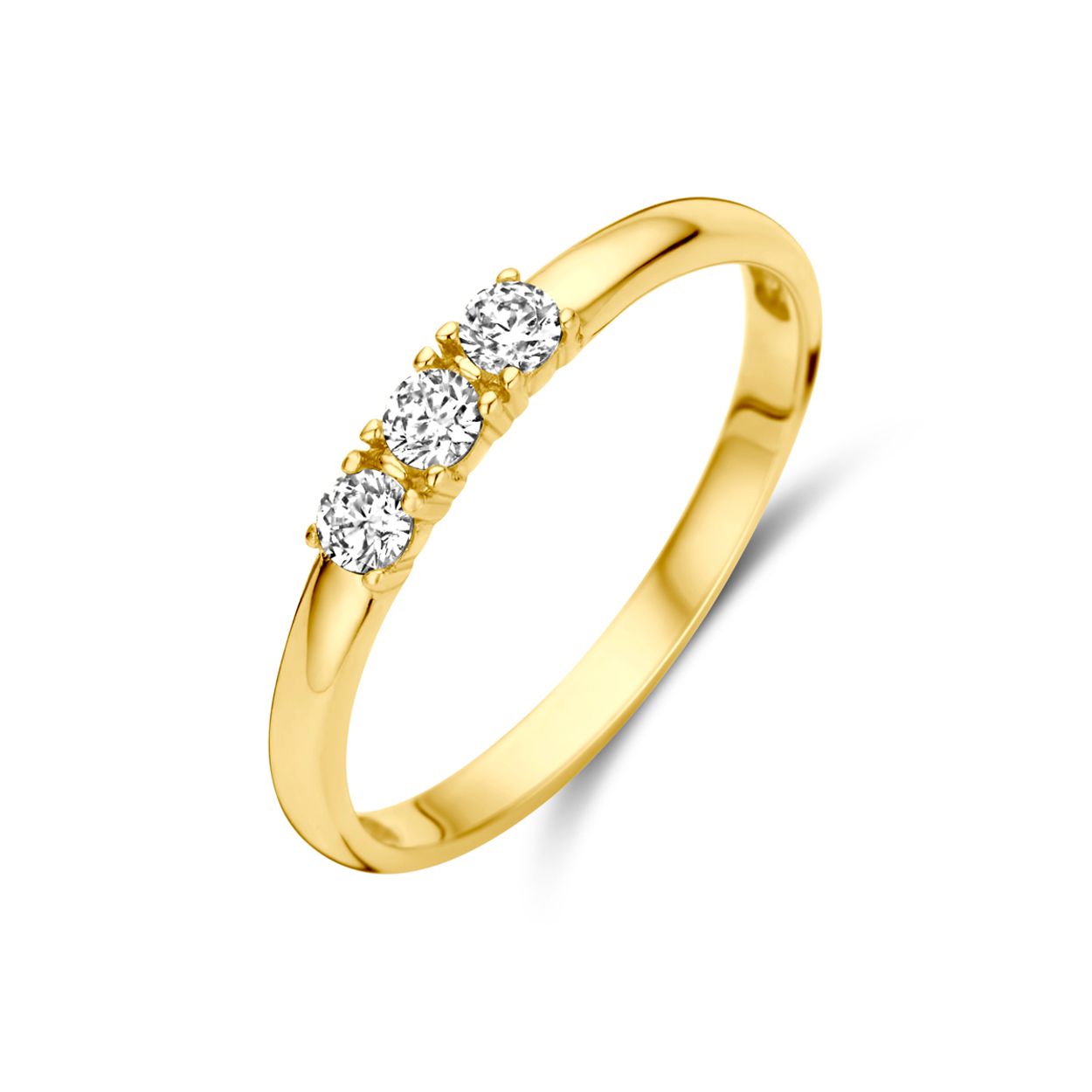 14k Geelgouden ring uitgevoerd met zirkonia. De ring heeft een breedte van 2.5mm.