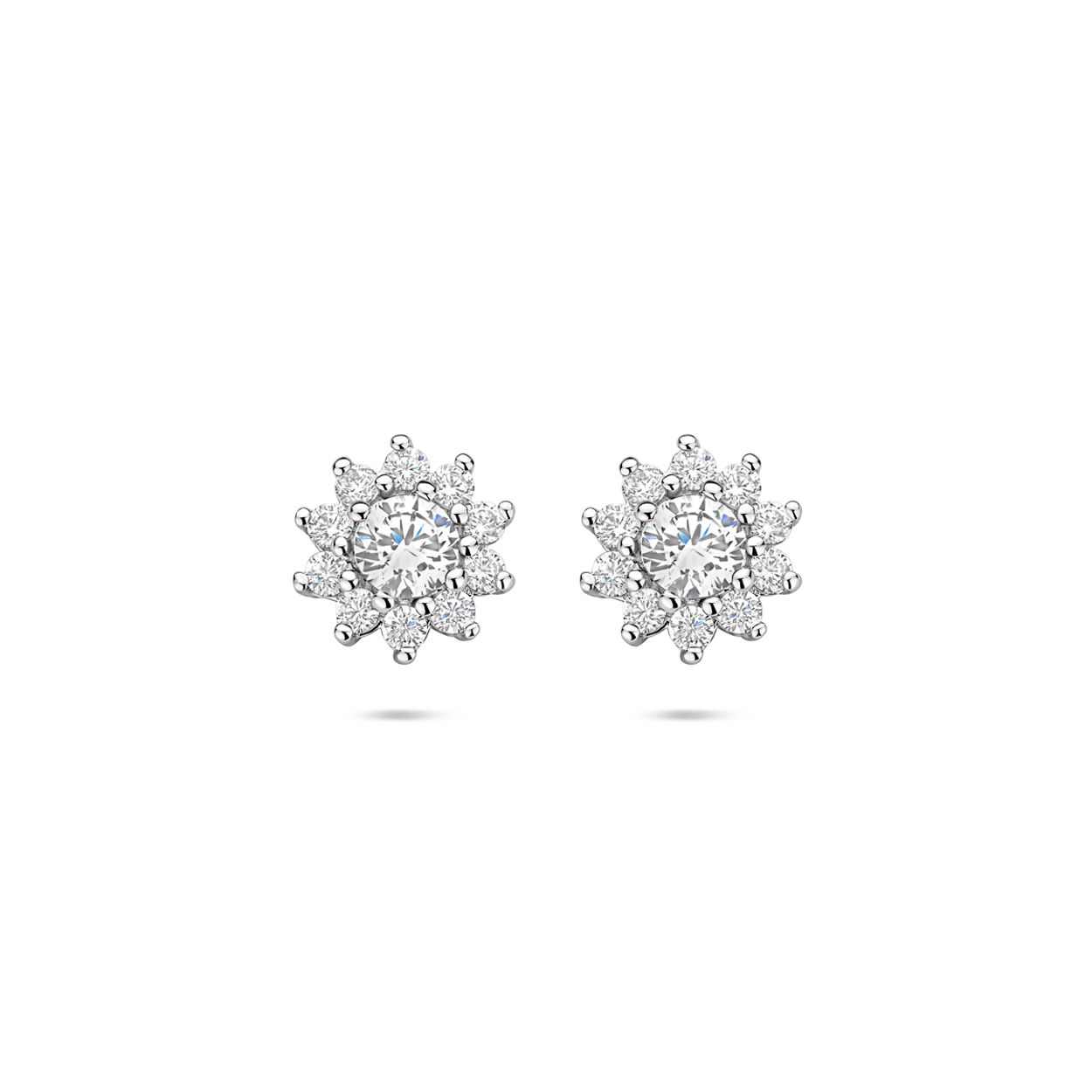 Gerhodineerd 925 zilveren oorknoppen uitgevoerd met zirkonia. De oorknoppen hebben een diameter van 8mm.