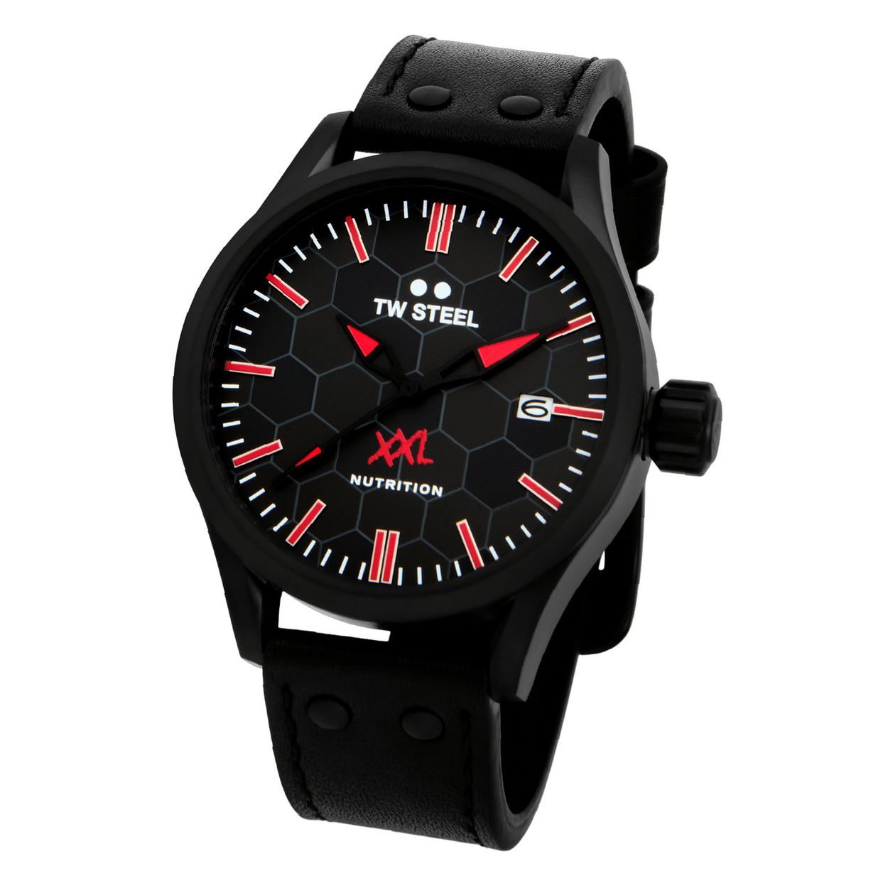 TW Steel TWVS106 Volante XXL Nutrition limited edition Leer 45mm
Deze TW steel uit de Volante serie met nr TWVS106 wil je zeker in je collectie hebben. De TWVS106 valt op door zijn PVD zwarte ronde stalen geborstelde kast met een schroefkroon. Het stoere horloge heeft een zwarte hexagon print wijzerplaat met een datum en rode accenten in de tijdsaanduiding. Deze Nutrition serie is een limited edition van 250 stuks. Aan de stalen kast zit een zwarte lerenband met een zwarte gespsluiting. Het horloge heeft wereldwijde garantie van 2 jaar, een saffier coated glas en is 10ATM. Een typisch TW model.

Het Merk:
TW Steel is een Nederlands horlogemerk. Groot in visie en ongeëvenaard in stijl. Sinds onze oprichting in 2005 geven wij tijd een nieuwe dimensie. Met karakteristieke designs stappen wij af van de gebaande paden.
Ons bereik is wereldwijd, of het nu zakelijk, casual of sportief is, bij de horloge collectie van TW Steel gaat het om kwaliteit en precisie. Een horloge dat je persoonlijkheid onderstreept is altijd binnen handbereik. Vorm en functie gaan samen in onze horloges van Zwitserse top kwaliteit. De kunst om je te onderscheiden vergt zelfvertrouwen en lef.
TW Steel is niet zomaar een horloge, TW Steel is een statement.

Specificaties:
- Ronde horloge kast 45mm
- Zwarte wijzerplaat 
- Zwarte lerenband
- Saffier coated glas
- Schroefkroon
- Datum
- 10ATM