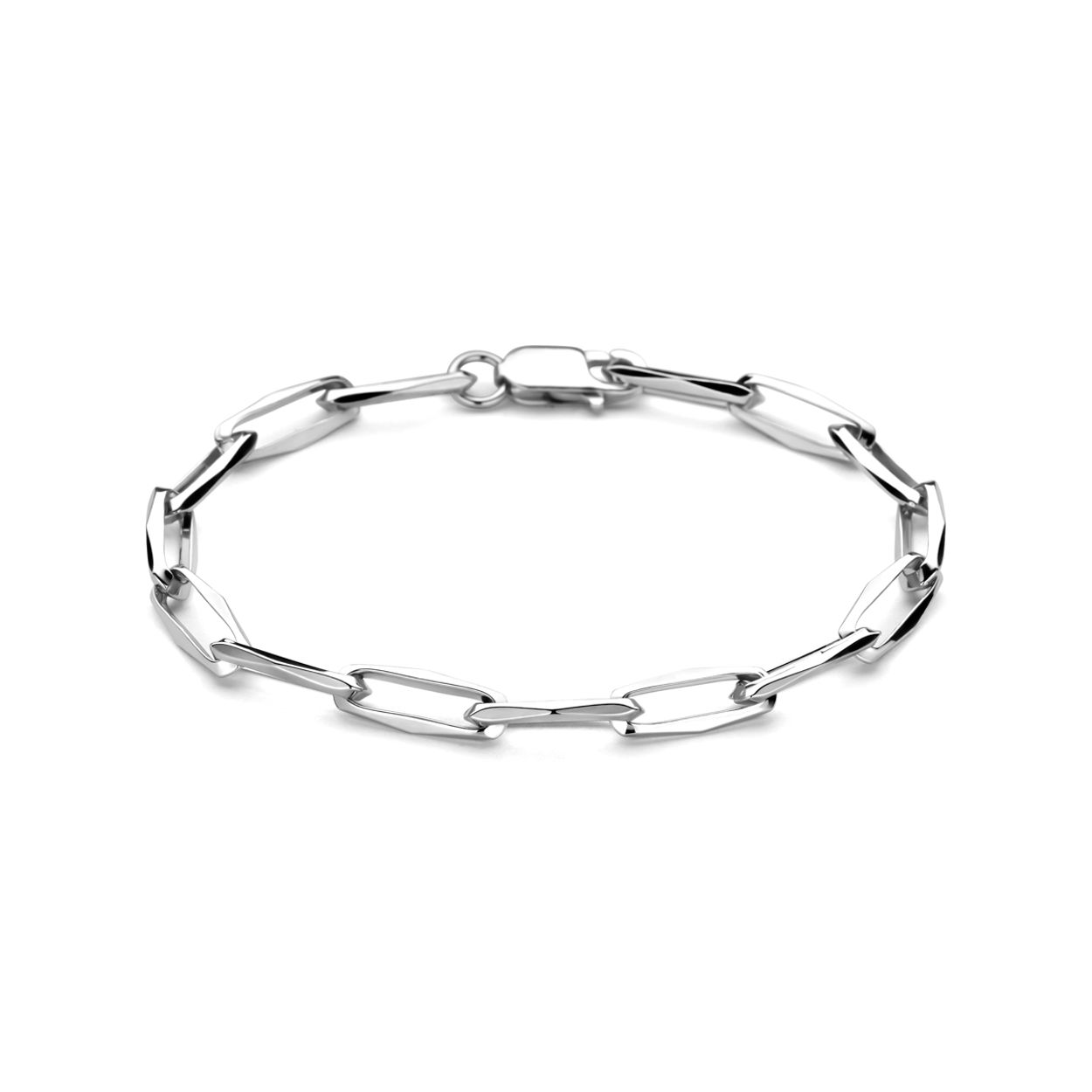 Gerhodineerd 925 zilveren armband met een closed forever schakel van 5.5mm. De armband is uitgevoerd met karabijnsluiting.