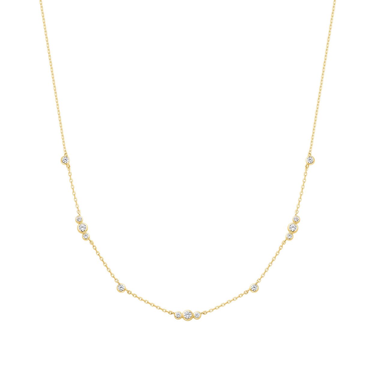 Miss Dainty is ontworpen voor de vrouw die houdt van elegantie met een speelse twist. Deze ketting is verfijnd afgewerkt met meerdere zirkonia’s in een strakke zetting. Het ontwerp straalt subtiele klasse uit. Je kunt de ketting los dragen of combineren met andere kettinkjes voor een opvallende look – perfect voor zowel chique als casual gelegenheden.


HET MERK
Geïnspireerd door de laatste fashion trends is Ania Haie het toonaangevende sieradenmerk voor hoogkwalitatieve maar ook betaalbare zilveren sieraden, zonder op de kwaliteit in te leveren. Iedere collectie is gebaseerd op de laatste catwalktrends, waardoor Ania Haie snel tot hét sieradenmerk voor stijlbewuste consumenten is verkozen. Elk sieraad wordt ontworpen om te combineren met andere sieraden waardoor je je eigen look kunt creëren. Maar ook zijn Ania Haie sieraden opvallend genoeg om op zichzelf te dragen.

SPECIFICATIES
- Ania Haie
- Ketting
- 925 zilver met gold plating
- Lengte 43cm
- AH N065-04G