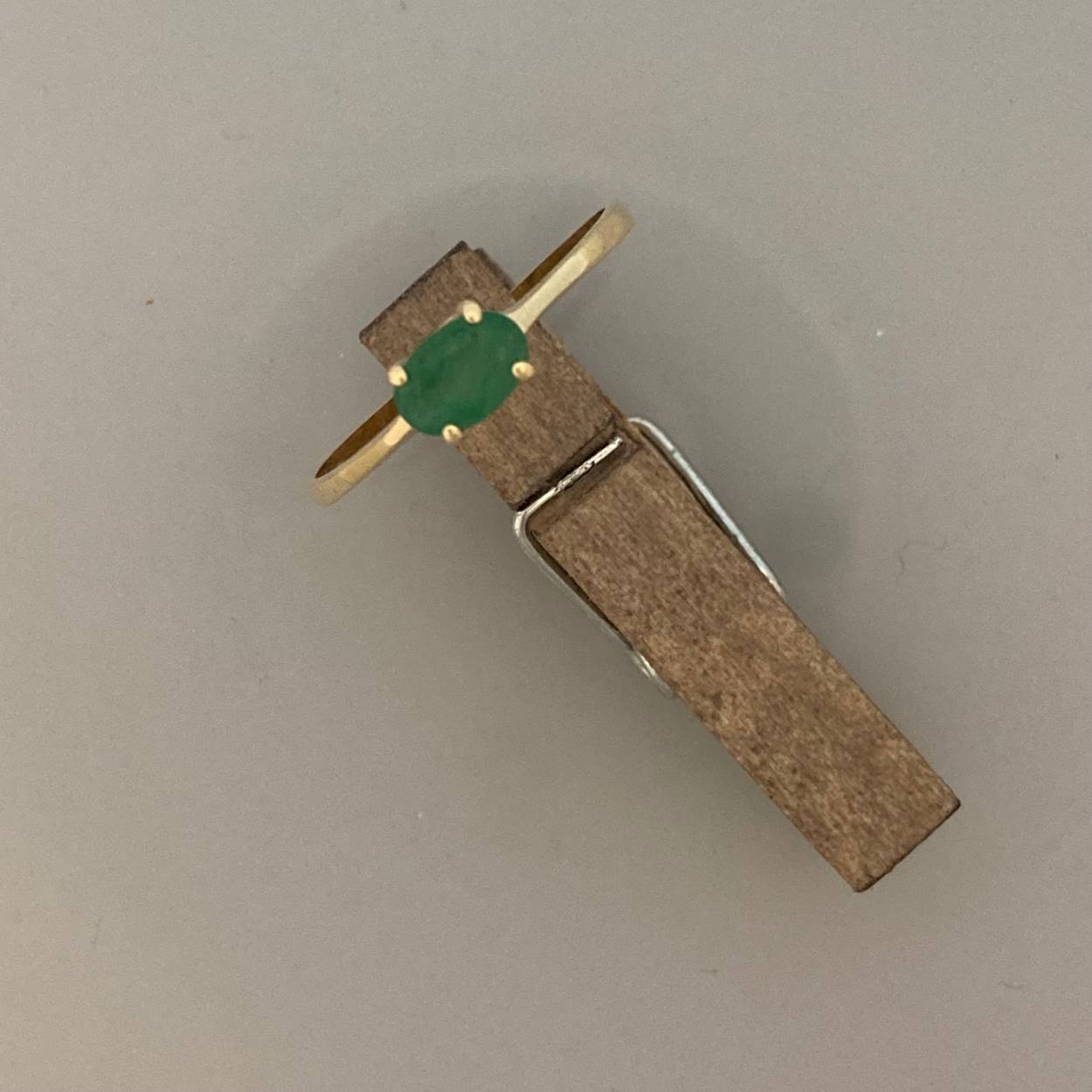 14K Gouden ring met smaragd (deel van set).